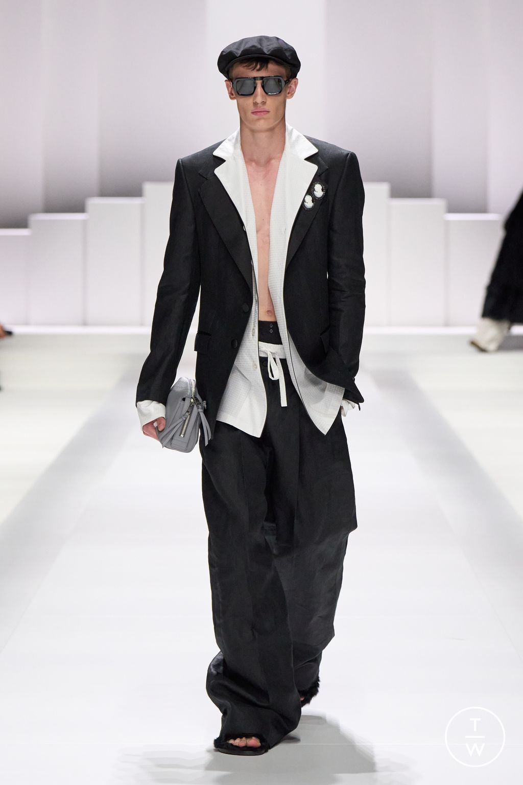 Fashion Week Milan Spring/Summer 2026 look 63 from the Dolce & Gabbana collection menswear