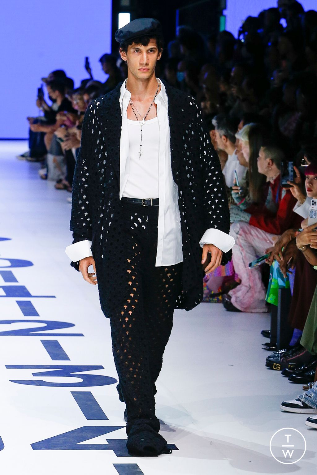 Fashion Week Milan Spring/Summer 2023 look 20 from the Dolce & Gabbana collection 男装