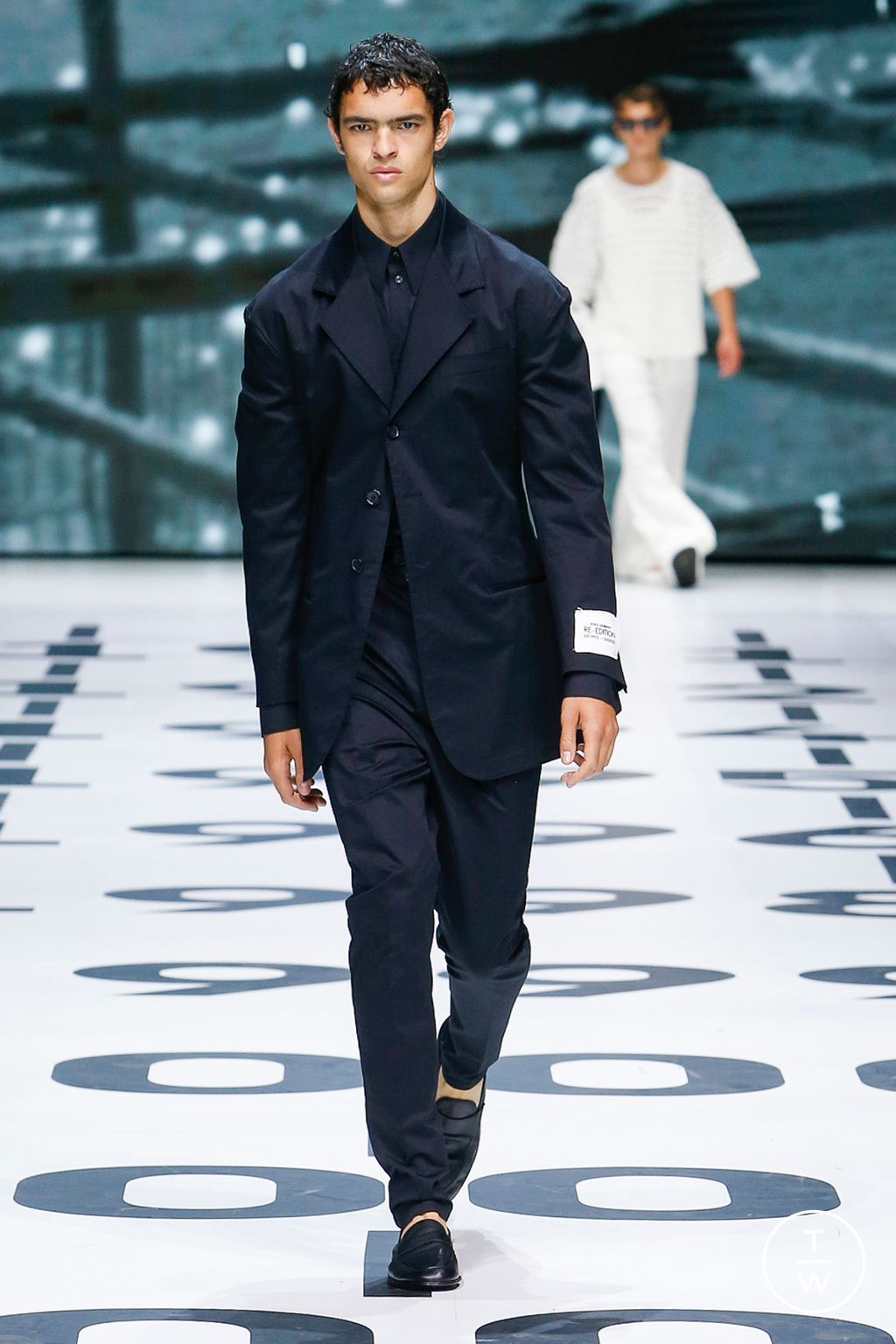 Fashion Week Milan Spring/Summer 2023 look 28 from the Dolce & Gabbana collection menswear