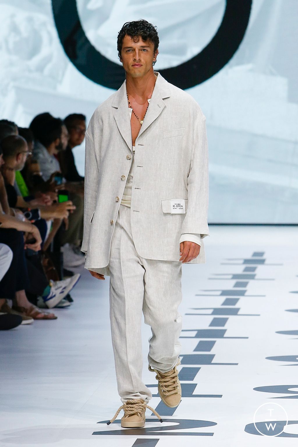 Fashion Week Milan Spring/Summer 2023 look 72 from the Dolce & Gabbana collection menswear