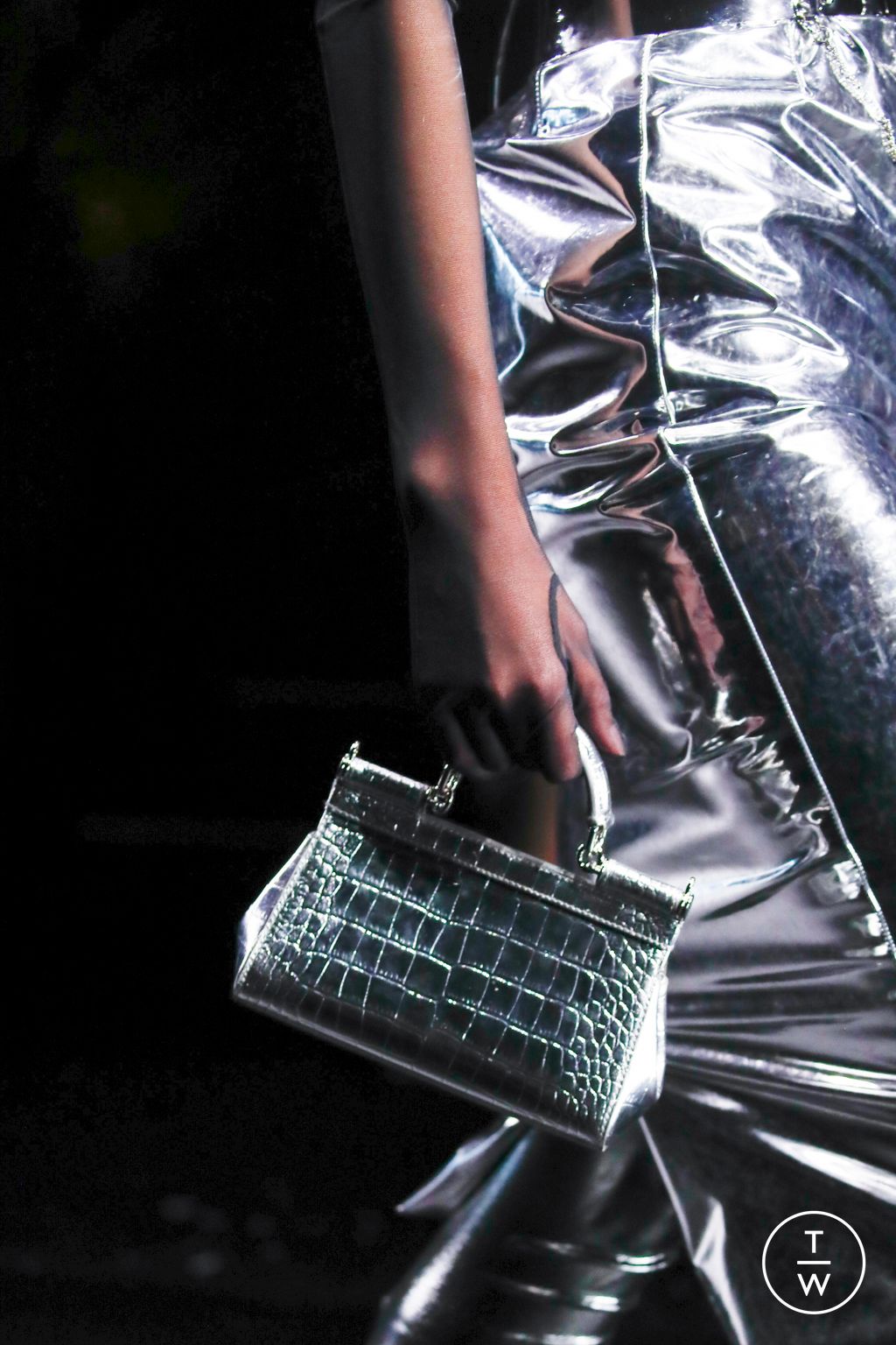 Fashion Week Milan Spring/Summer 2023 look 5 de la collection Dolce & Gabbana womenswear accessories