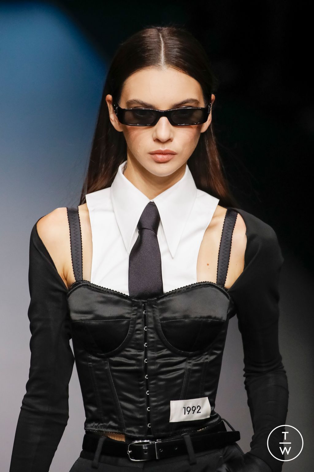 Fashion Week Milan Spring/Summer 2023 look 24 de la collection Dolce & Gabbana womenswear accessories