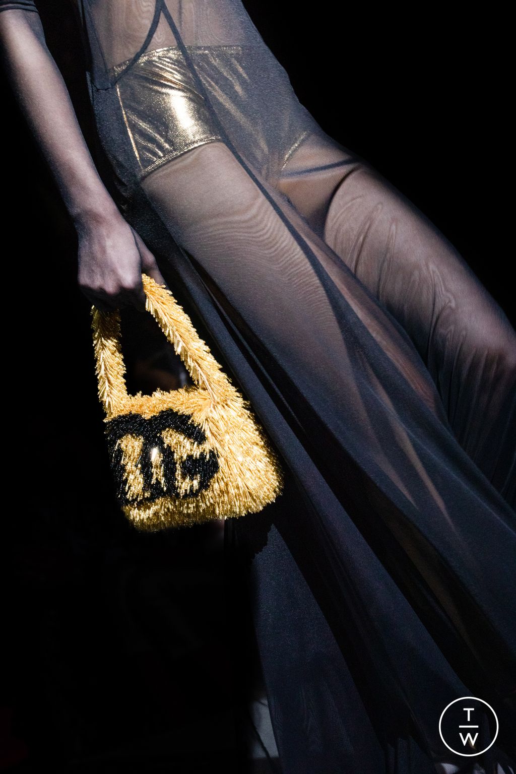 Fashion Week Milan Fall/Winter 2023 look 9 from the Dolce & Gabbana collection womenswear accessories