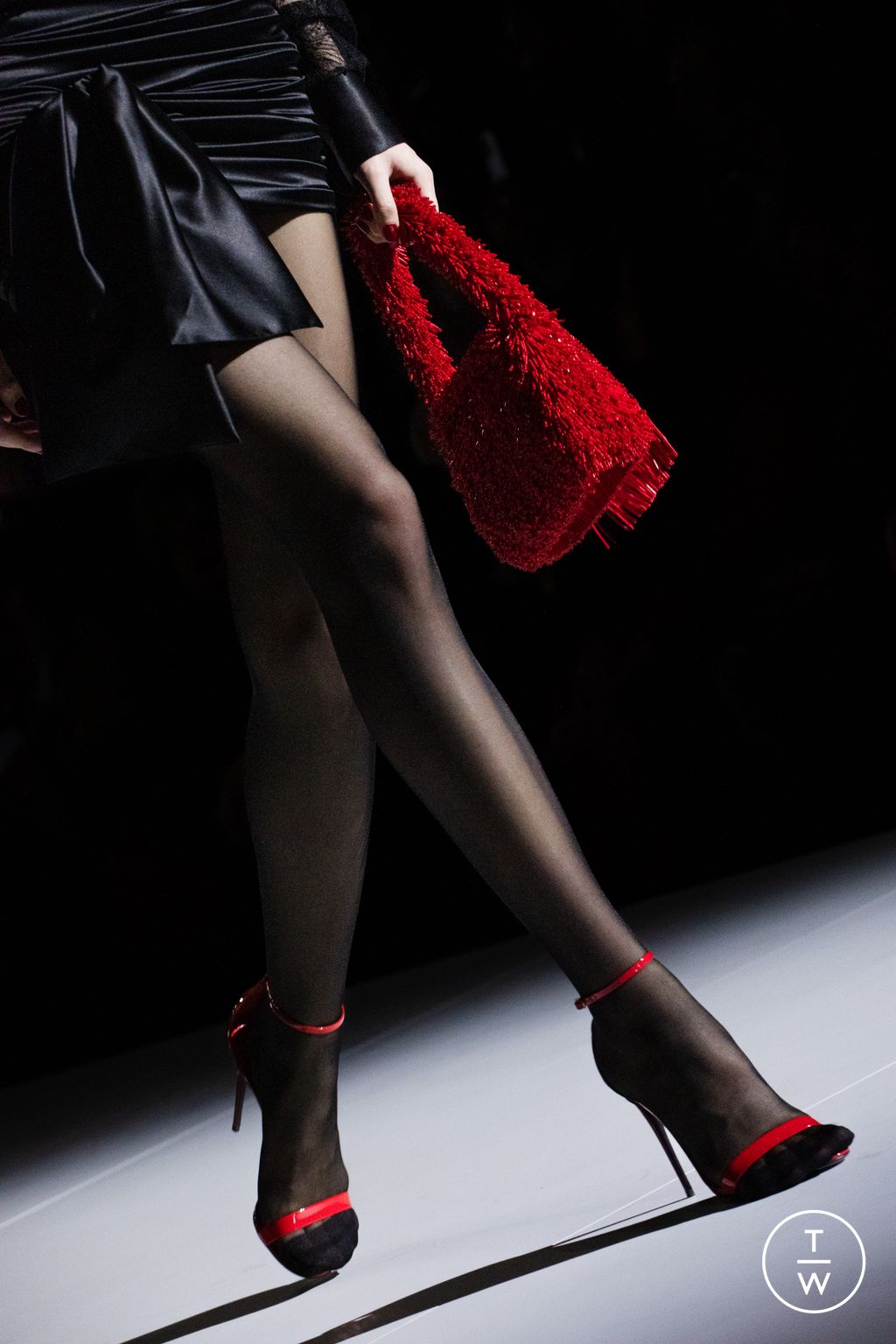 Fashion Week Milan Fall/Winter 2023 look 11 from the Dolce & Gabbana collection womenswear accessories