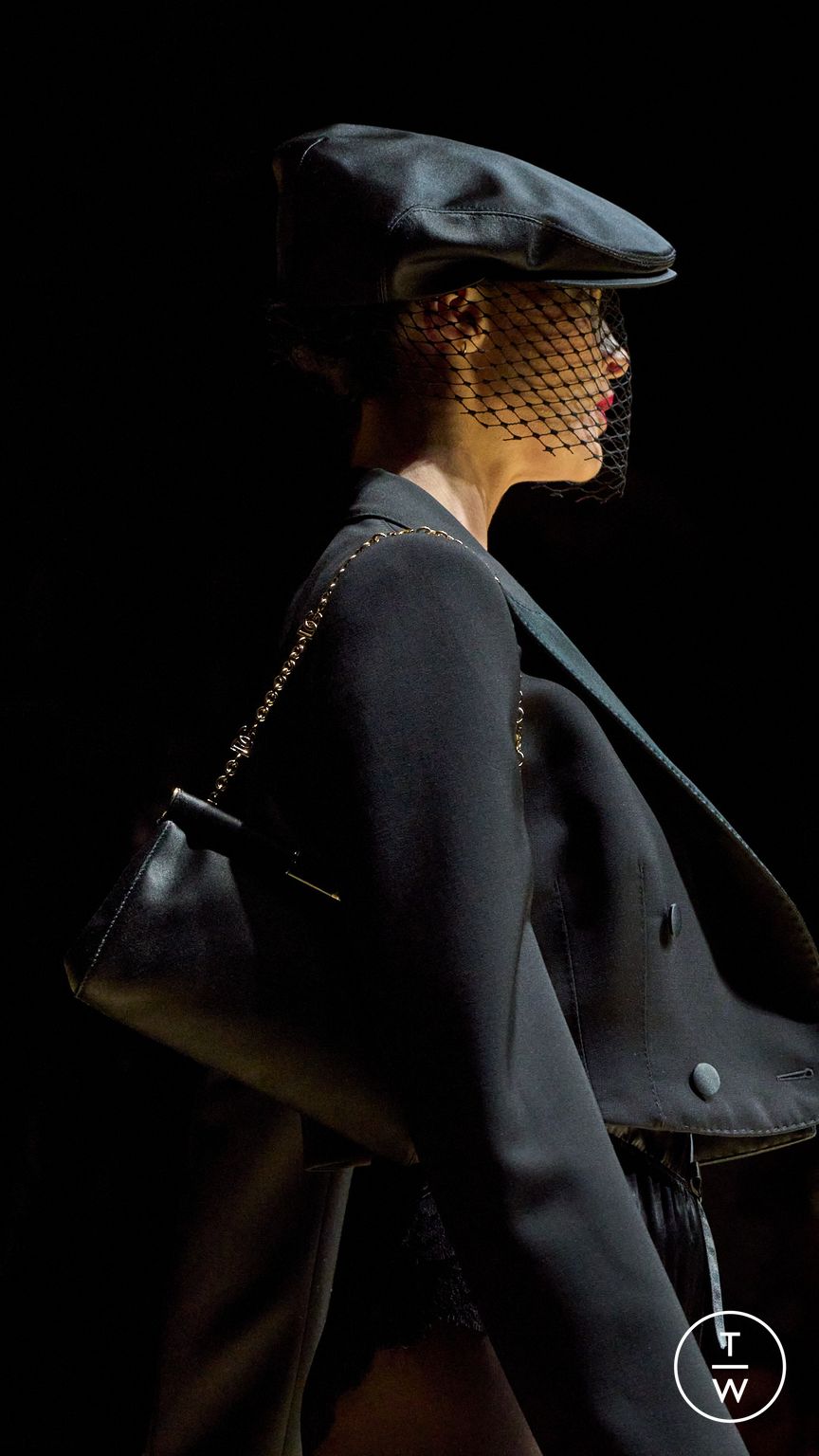 Fashion Week Milan Fall/Winter 2024 look 7 de la collection Dolce & Gabbana womenswear accessories