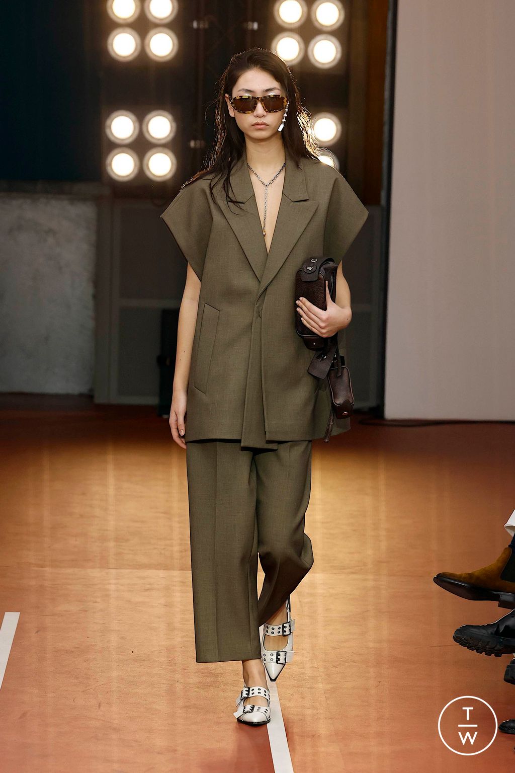 Fashion Week Milan Fall/Winter 2024 look 4 de la collection Dhruv-Kapoor menswear