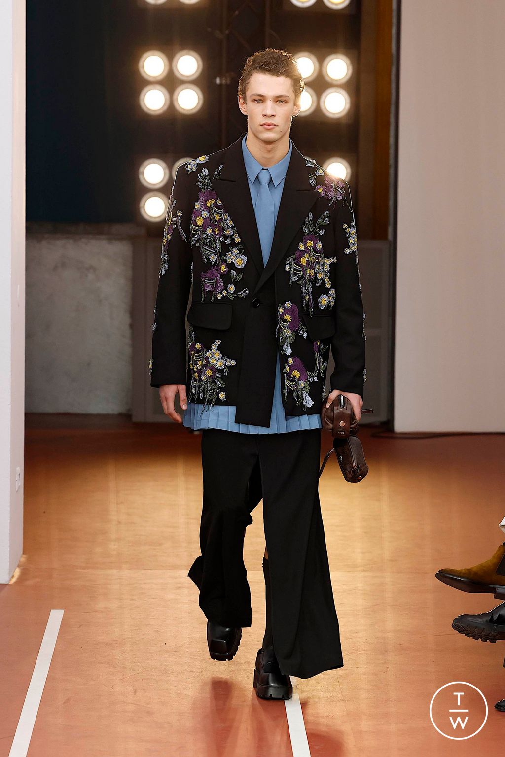 Fashion Week Milan Fall/Winter 2024 look 10 from the Dhruv-Kapoor collection 男装