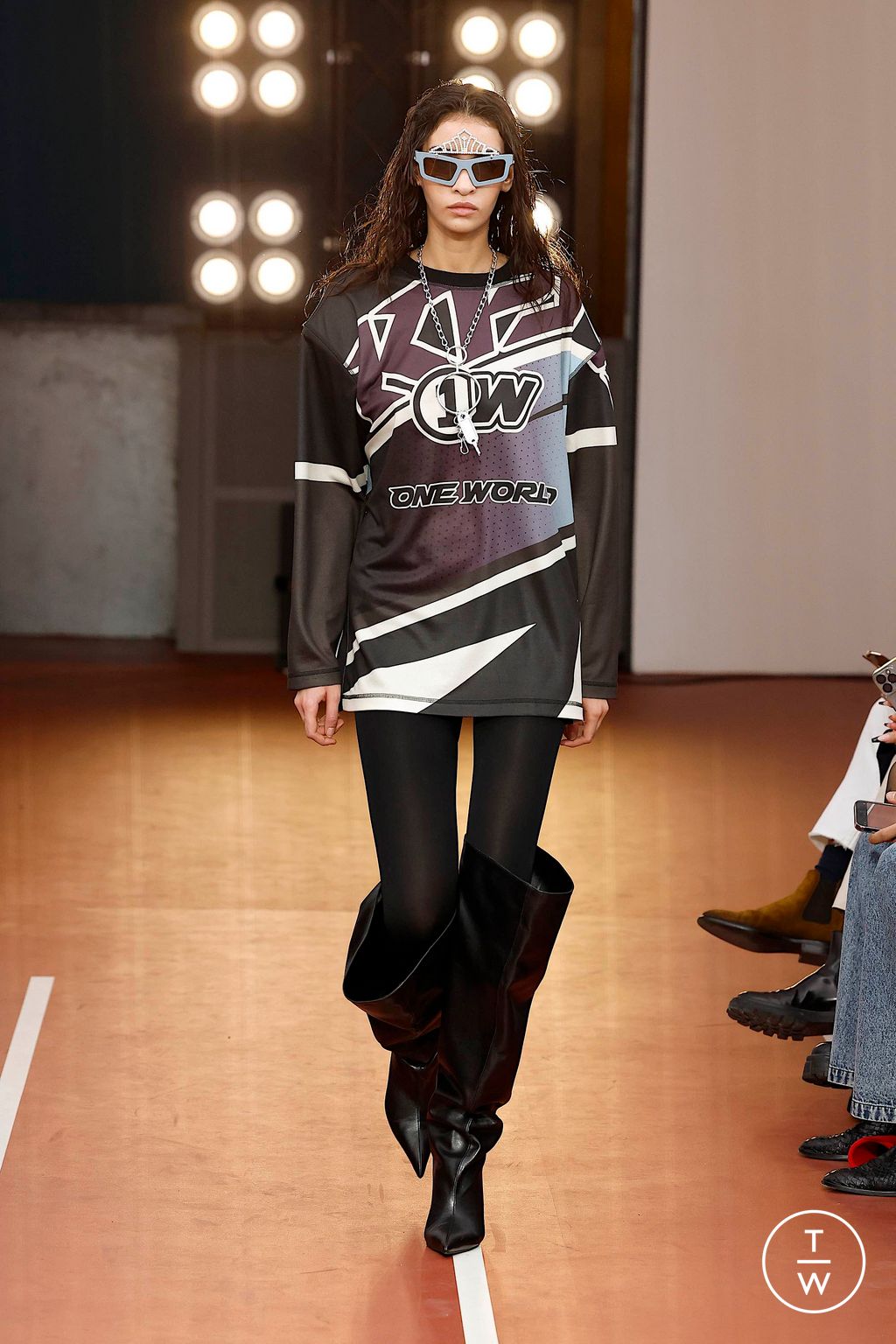 Fashion Week Milan Fall/Winter 2024 look 13 de la collection Dhruv-Kapoor menswear