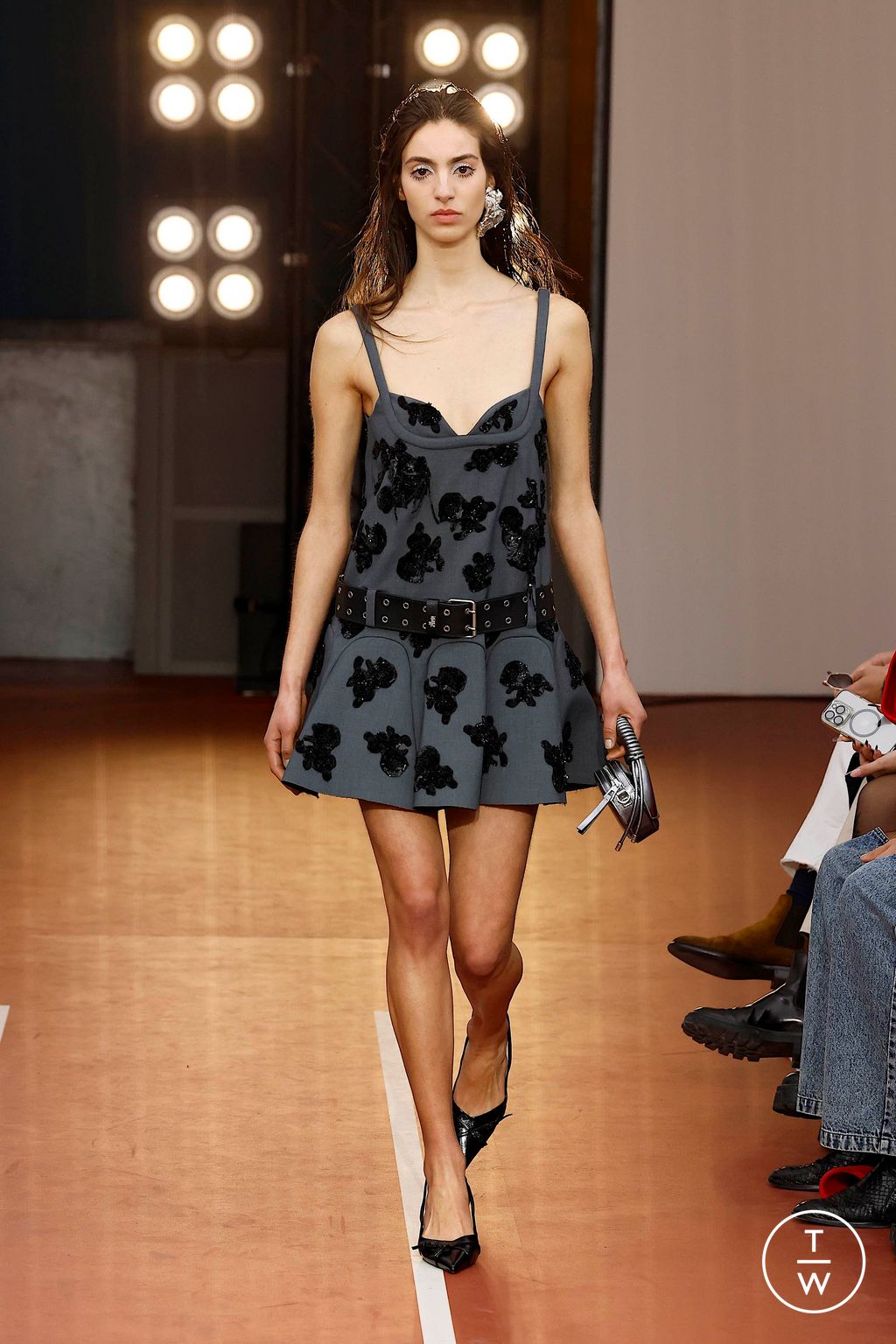 Fashion Week Milan Fall/Winter 2024 look 15 de la collection Dhruv-Kapoor menswear