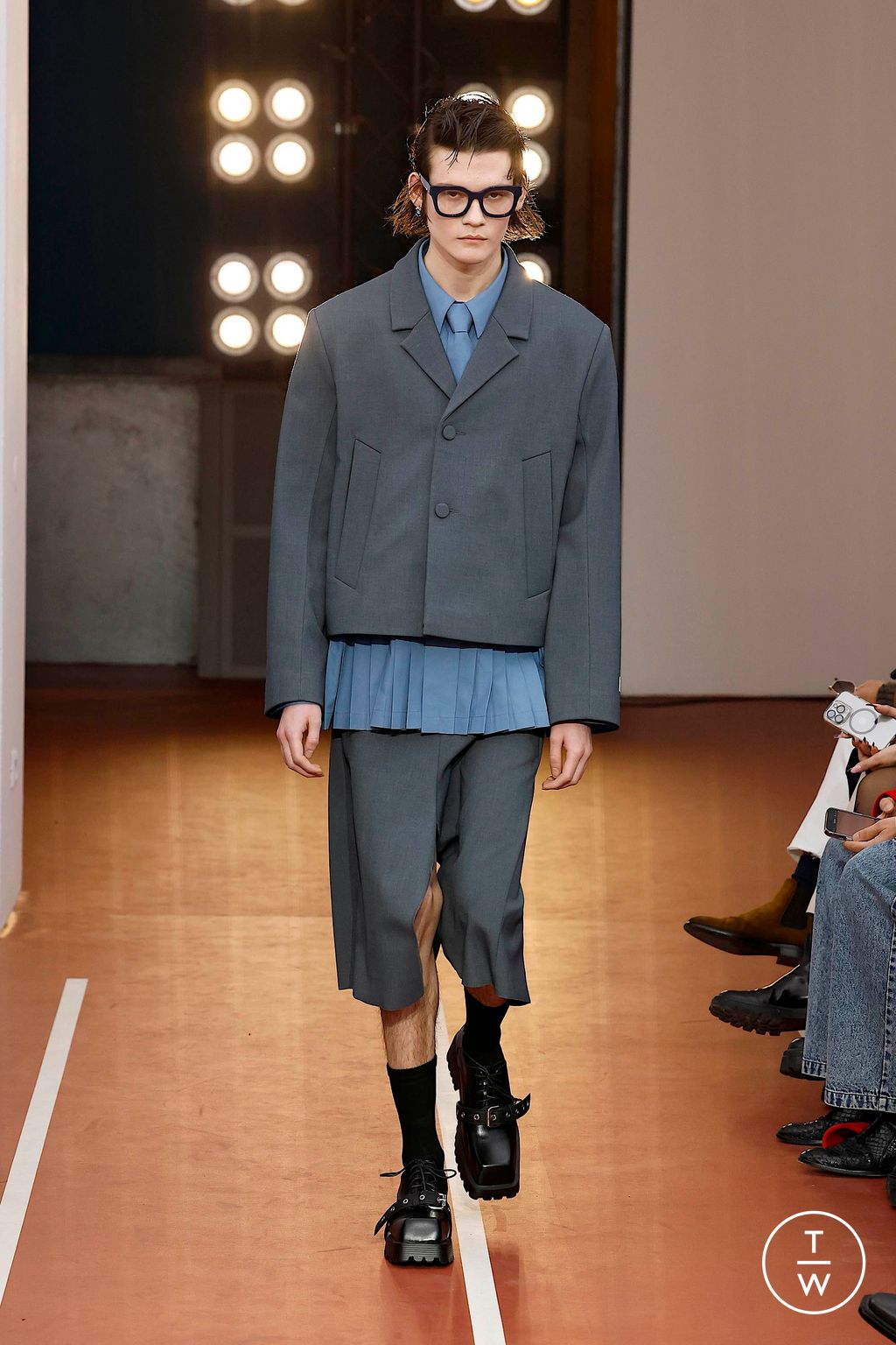 Fashion Week Milan Fall/Winter 2024 look 16 from the Dhruv-Kapoor collection menswear