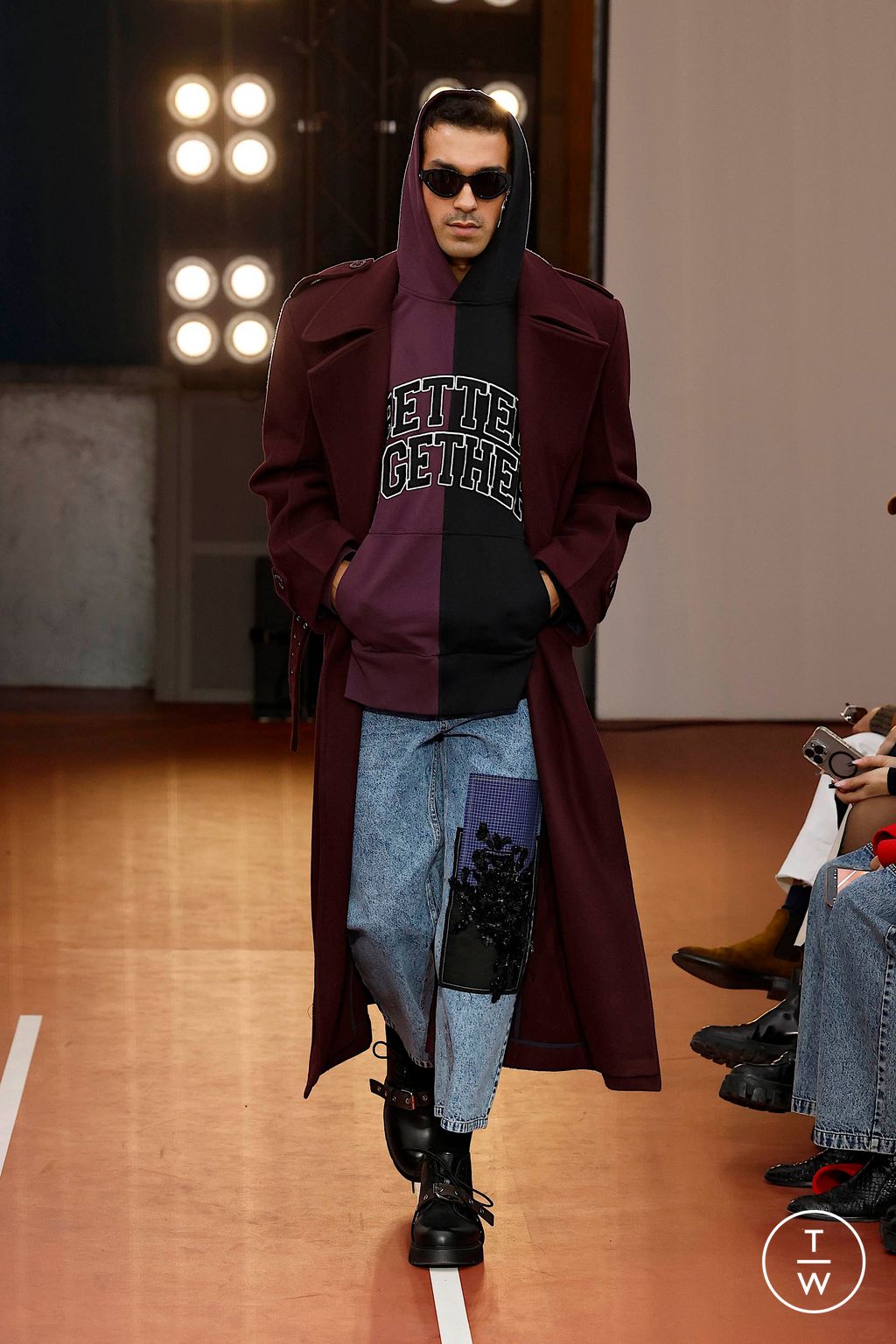 Fashion Week Milan Fall/Winter 2024 look 25 from the Dhruv-Kapoor collection menswear