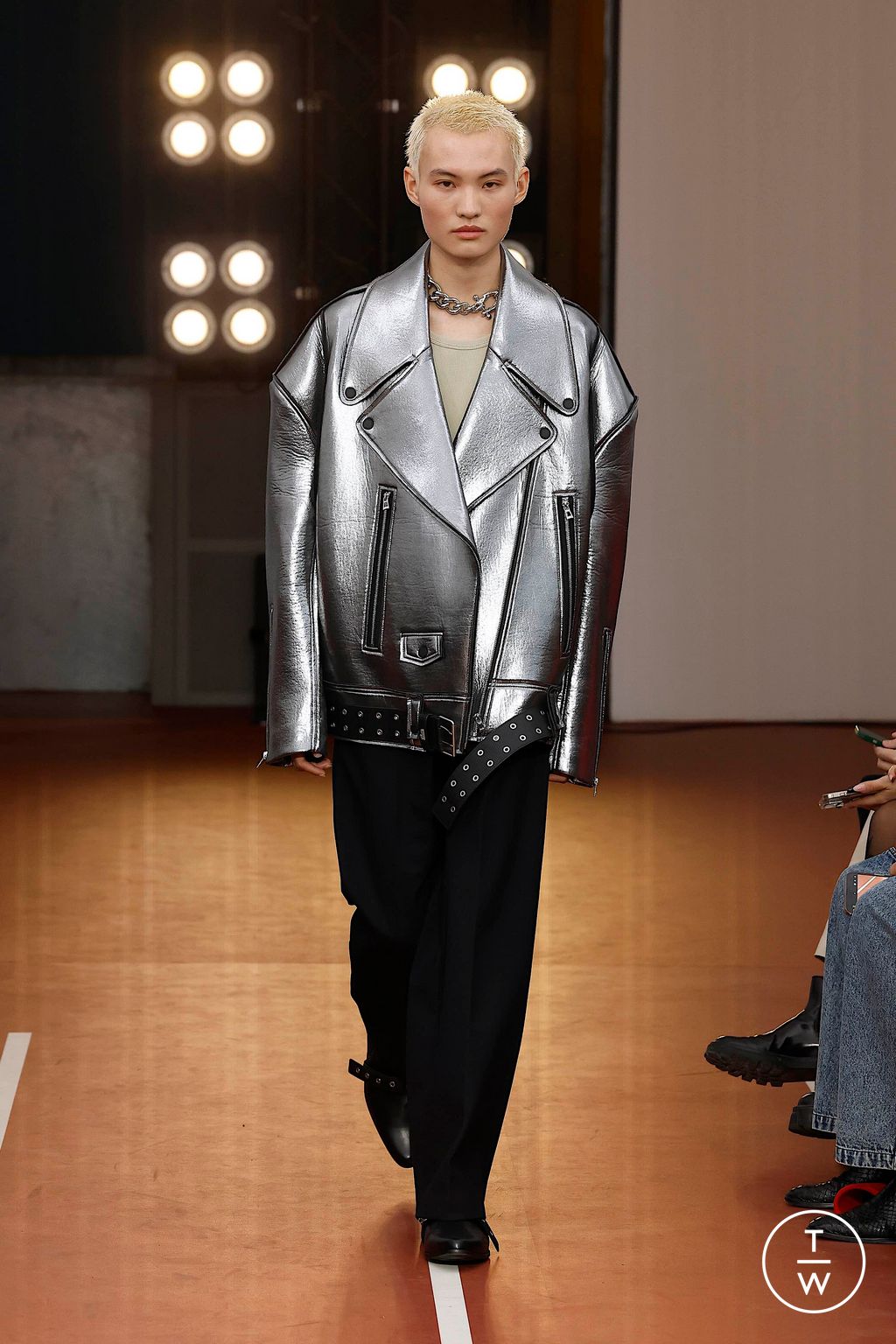 Fashion Week Milan Fall/Winter 2024 look 34 from the Dhruv-Kapoor collection menswear