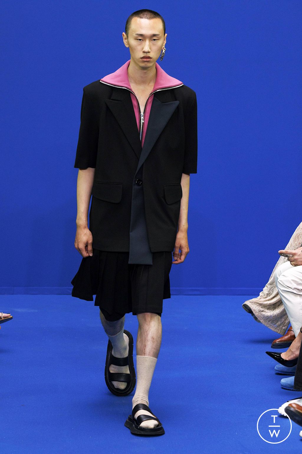 Fashion Week Milan Spring/Summer 2024 look 2 from the Dhruv-Kapoor collection menswear