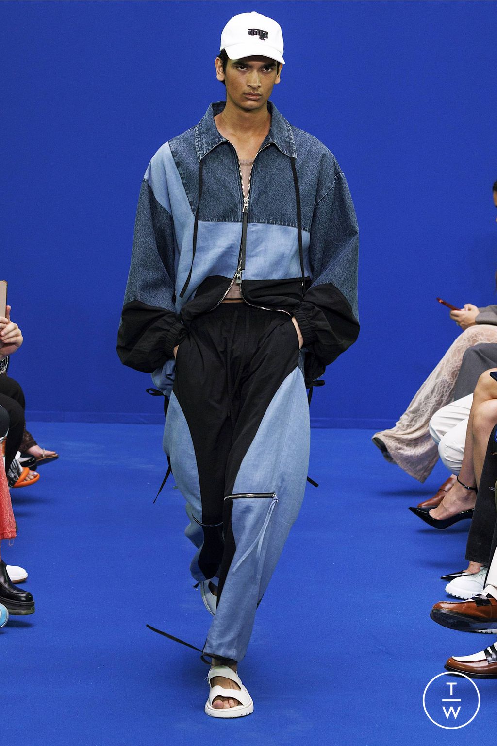 Fashion Week Milan Spring/Summer 2024 look 20 from the Dhruv-Kapoor collection menswear
