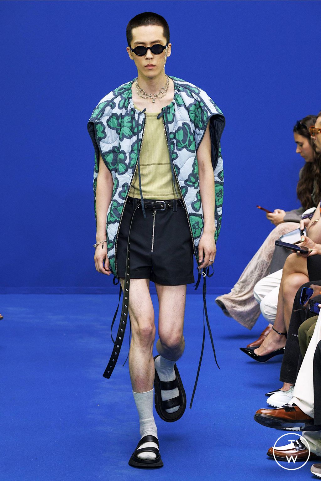 Fashion Week Milan Spring/Summer 2024 look 23 from the Dhruv-Kapoor collection 男装
