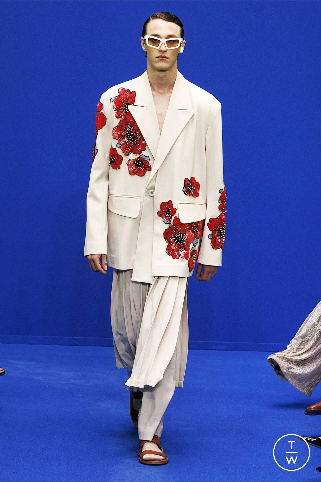 Fashion Week Milan Spring/Summer 2024 look 37 from the Dhruv-Kapoor collection menswear