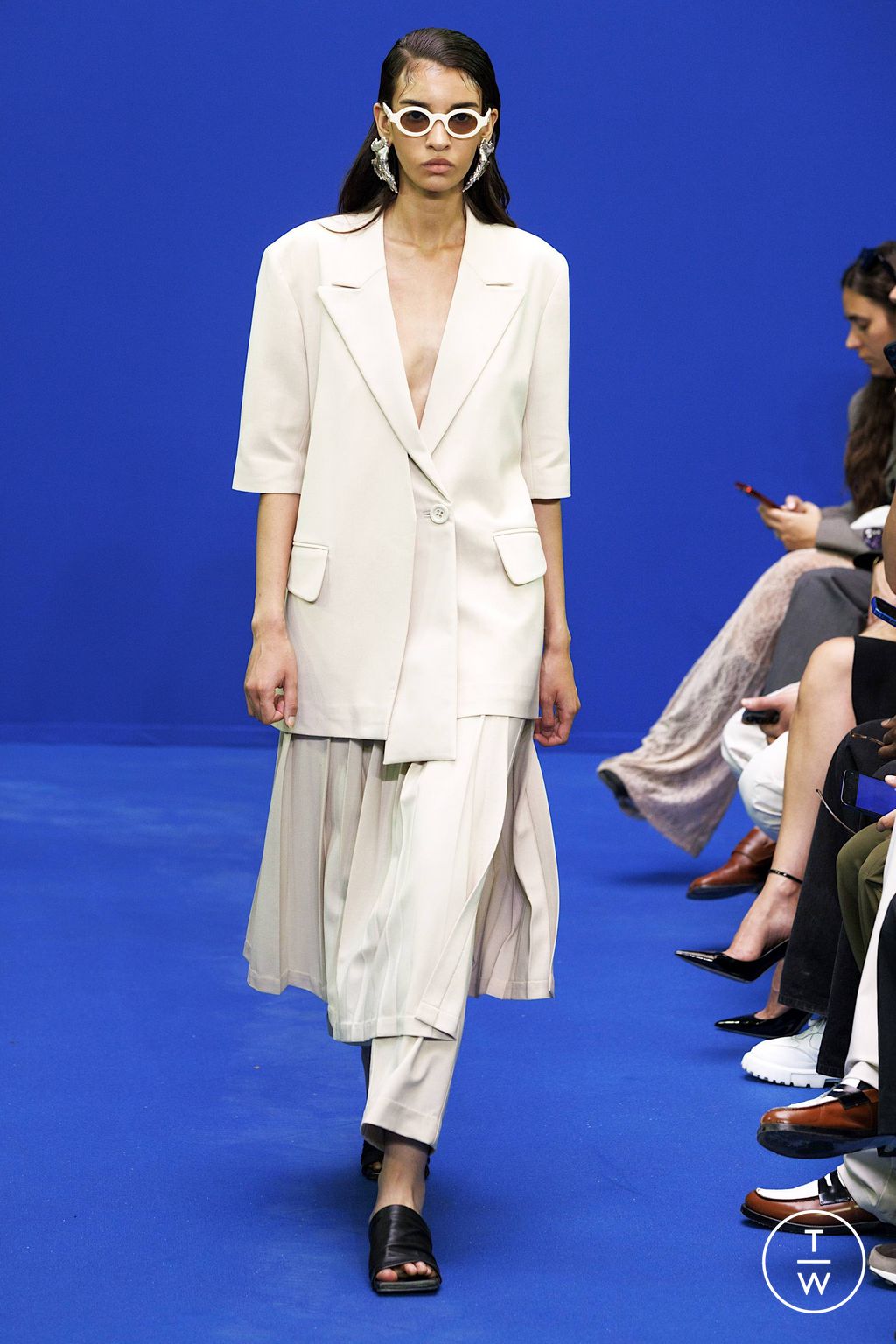 Fashion Week Milan Spring/Summer 2024 look 38 de la collection Dhruv-Kapoor menswear