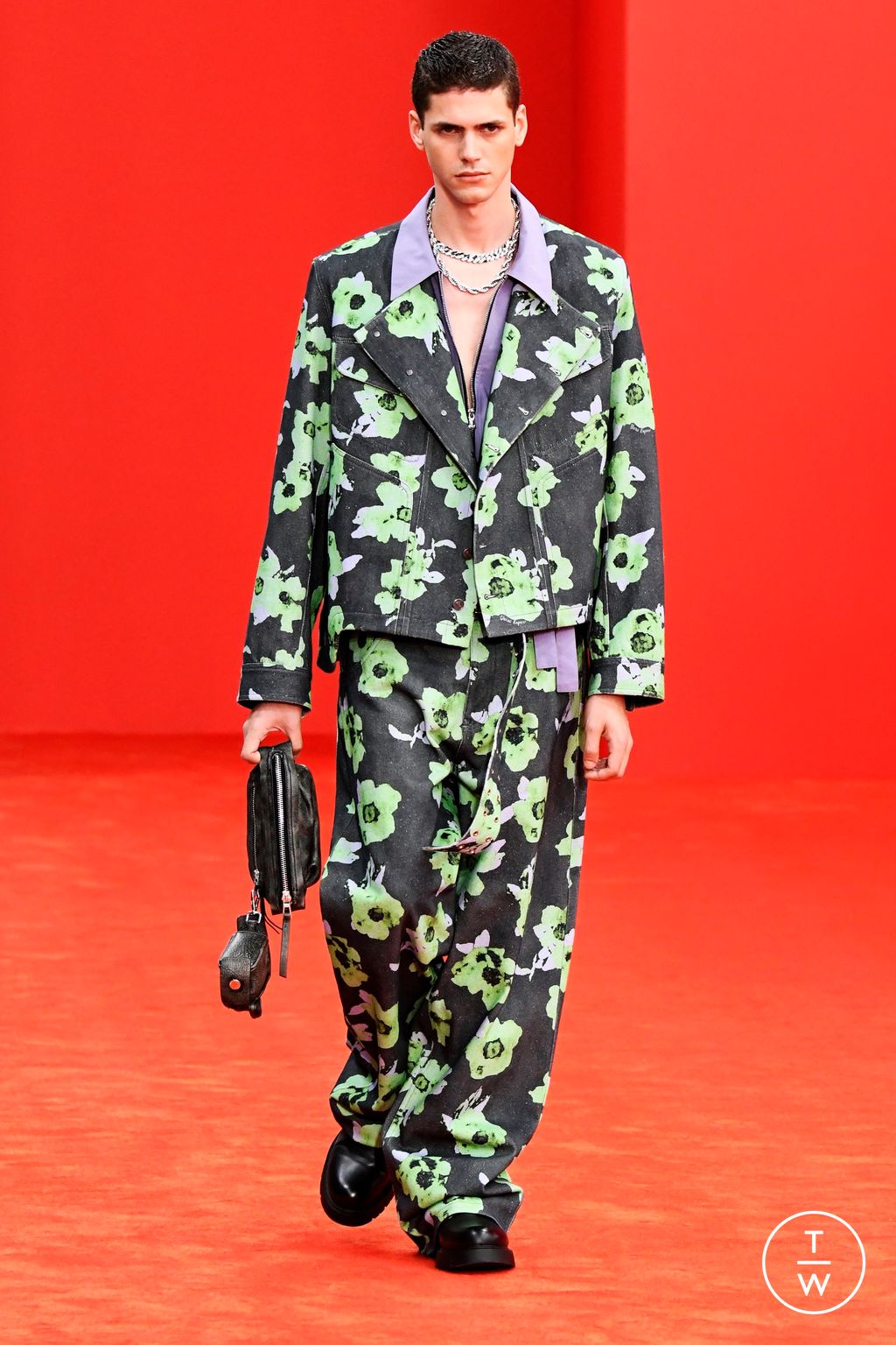 Fashion Week Milan Spring-Summer 2025 look 14 from the Dhruv-Kapoor collection menswear