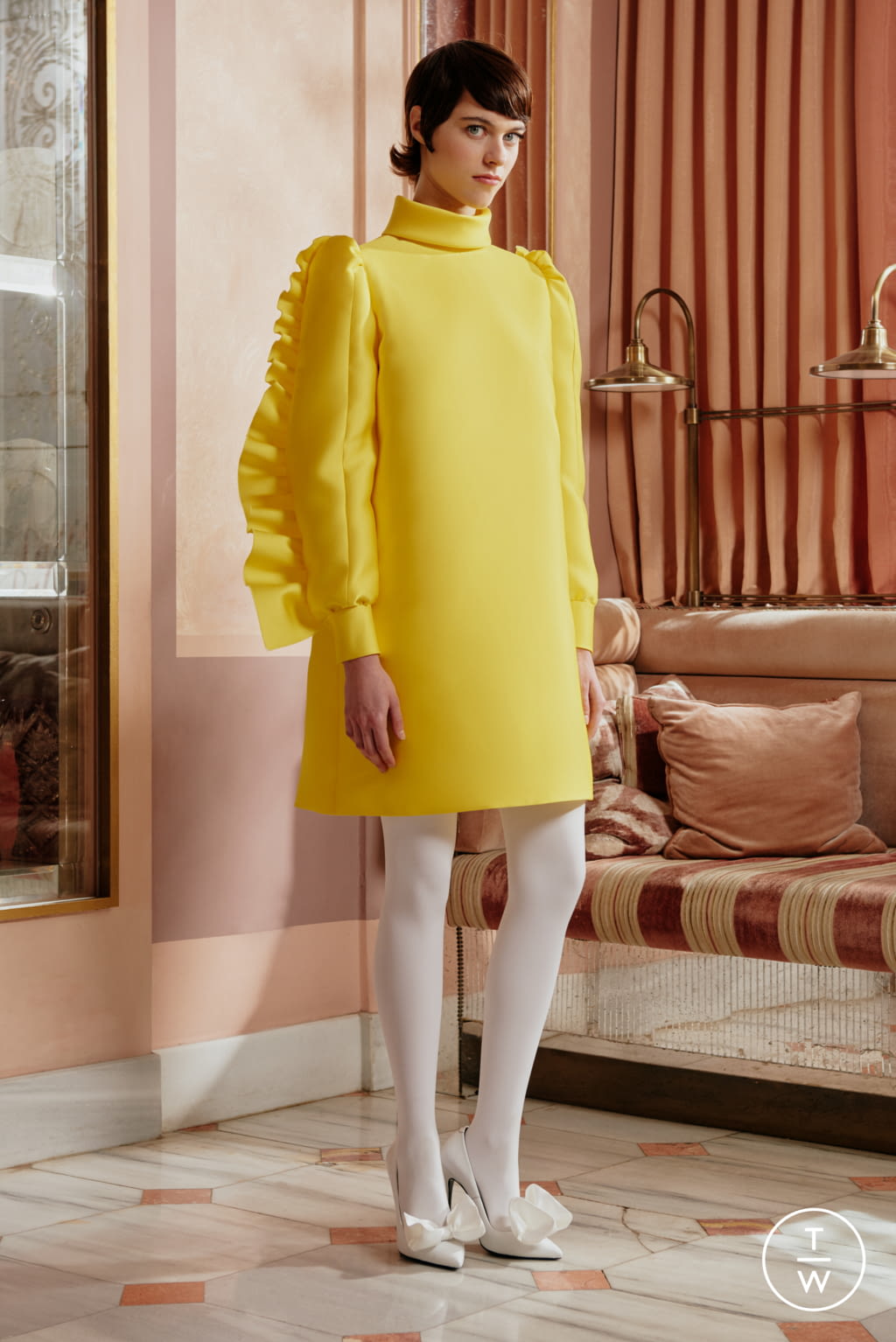 Fashion Week Paris Fall/Winter 2021 look 3 from the Dice Kayek collection womenswear