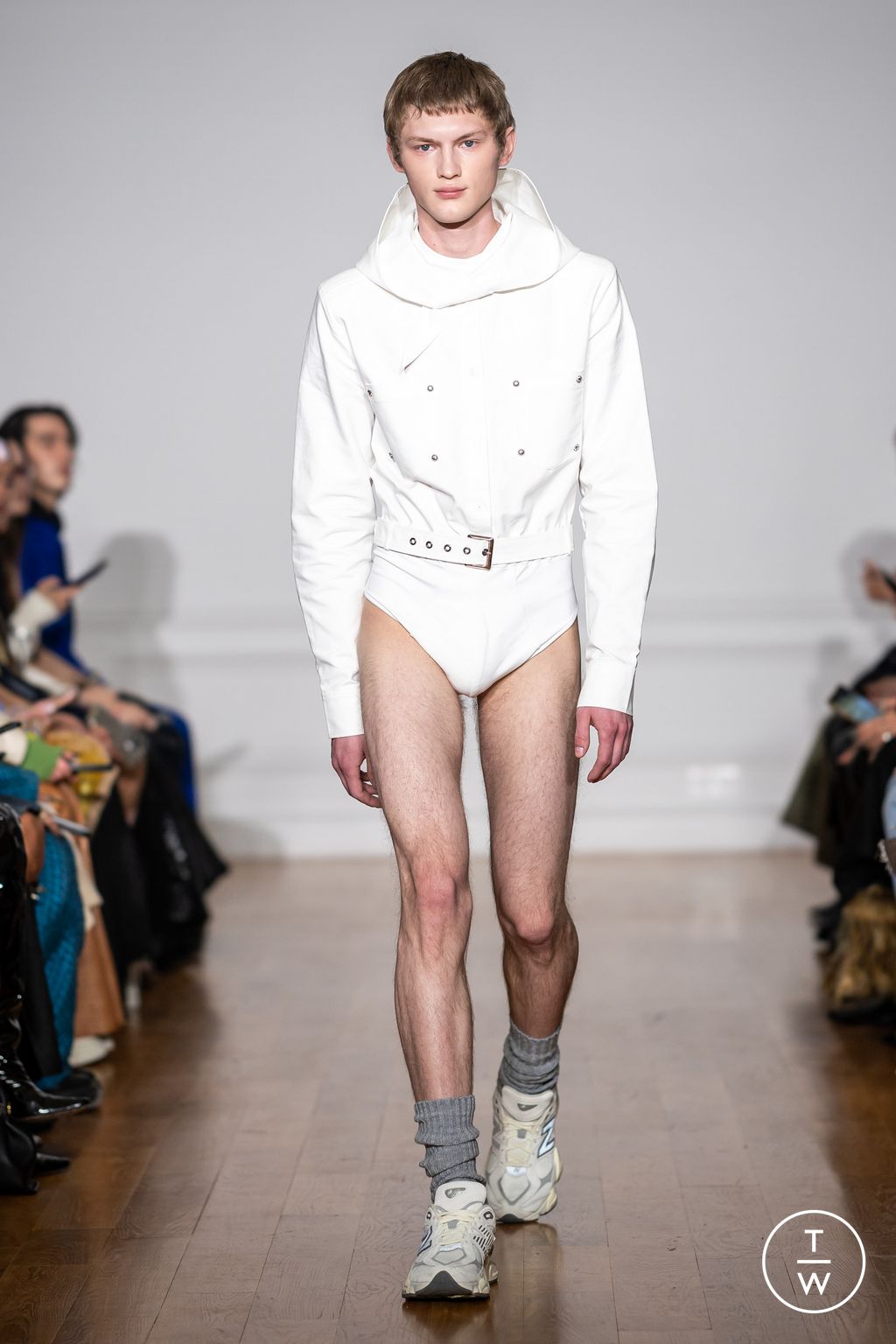 Fashion Week Paris Fall/Winter 2023 look 4 from the Didu collection 女装