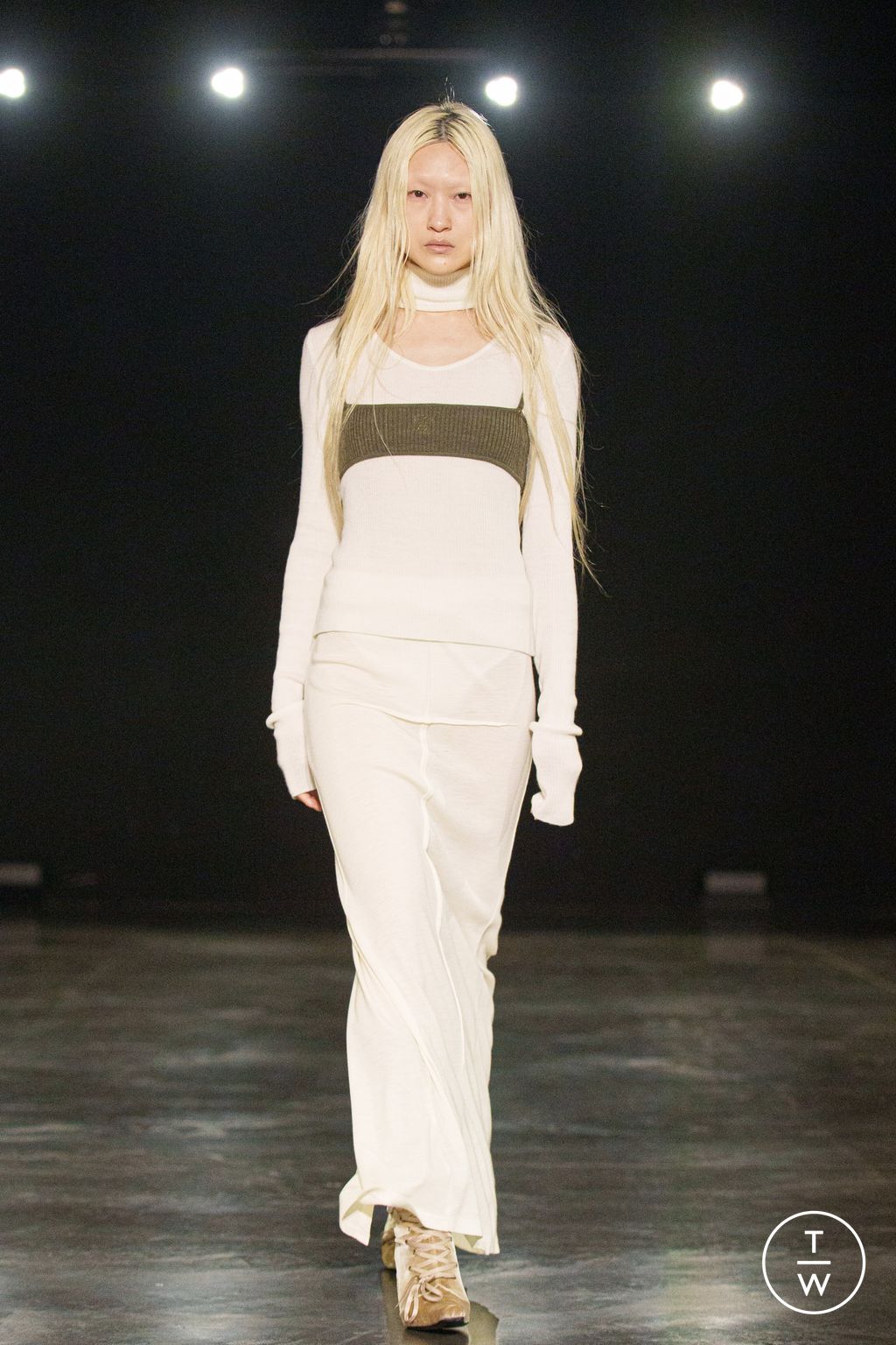 Fashion Week Paris Fall/Winter 2024 look 9 from the Didu collection 女装
