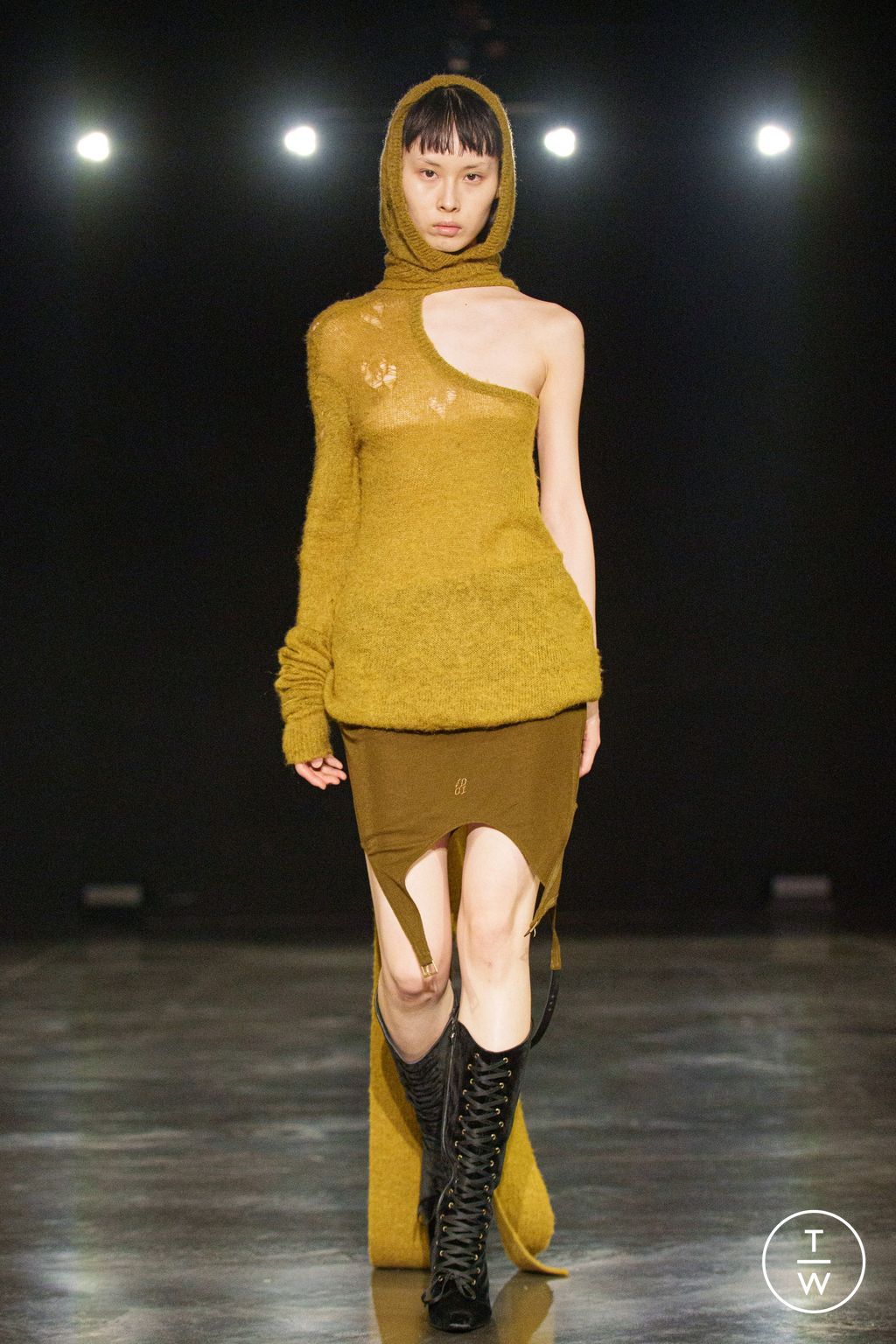 Fashion Week Paris Fall/Winter 2024 look 10 from the Didu collection 女装