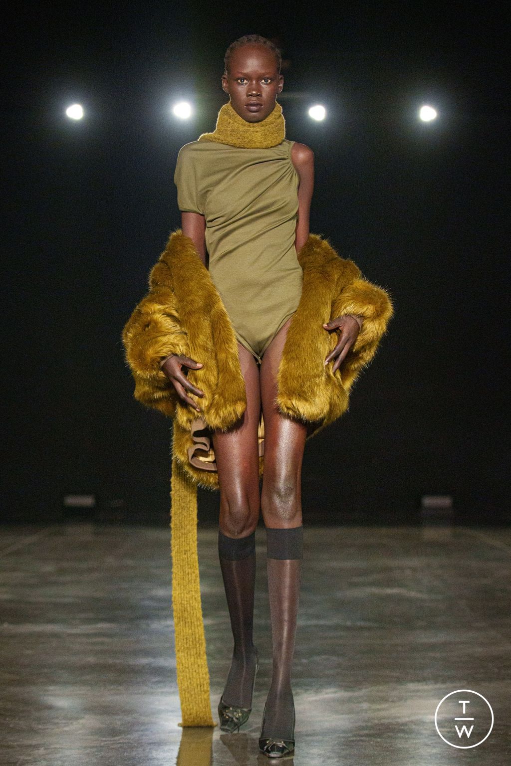 Fashion Week Paris Fall/Winter 2024 look 11 de la collection Didu womenswear