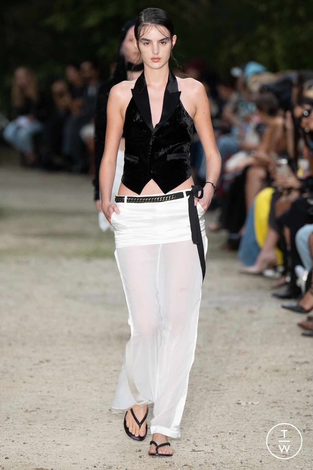 Fashion Week Paris Spring/Summer 2024 look 2 from the Didu collection womenswear