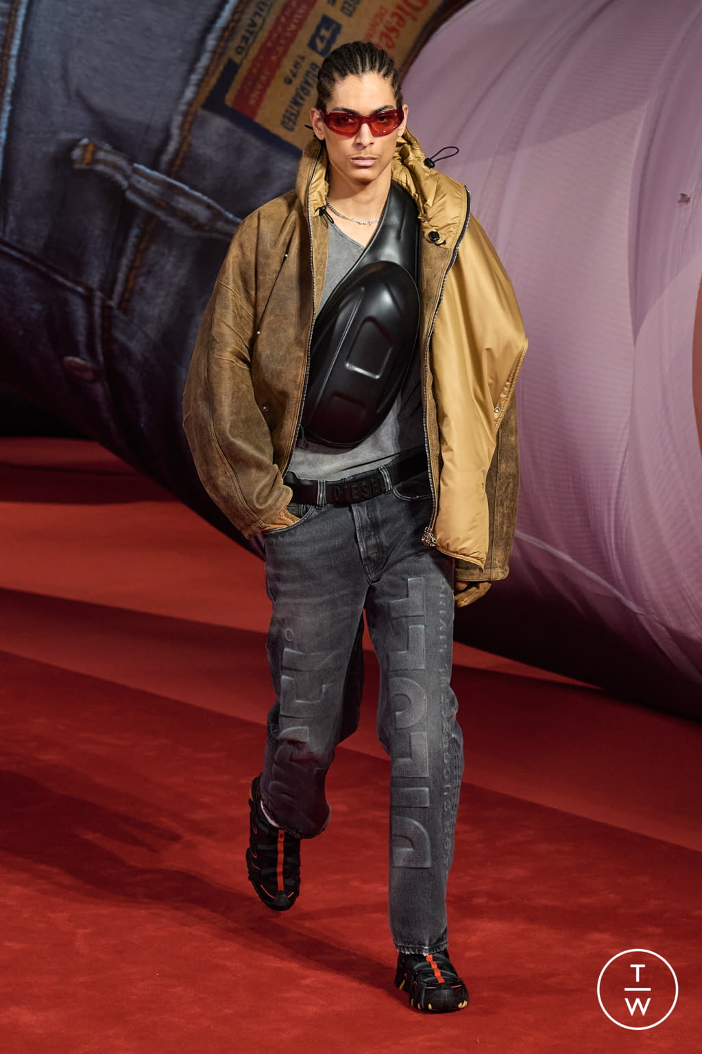 Fashion Week Milan Fall/Winter 2022 look 19 from the DIESEL collection 女装