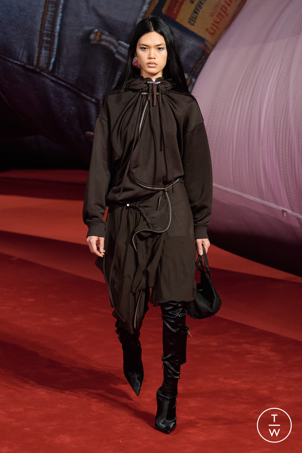 Fashion Week Milan Fall/Winter 2022 look 33 from the DIESEL collection 女装