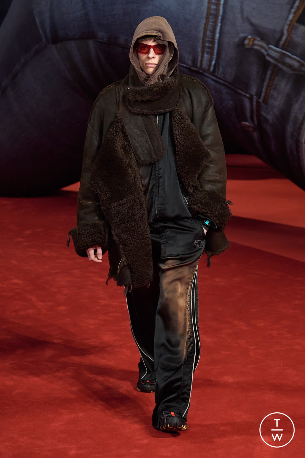 Fashion Week Milan Fall/Winter 2022 look 38 from the DIESEL collection 女装