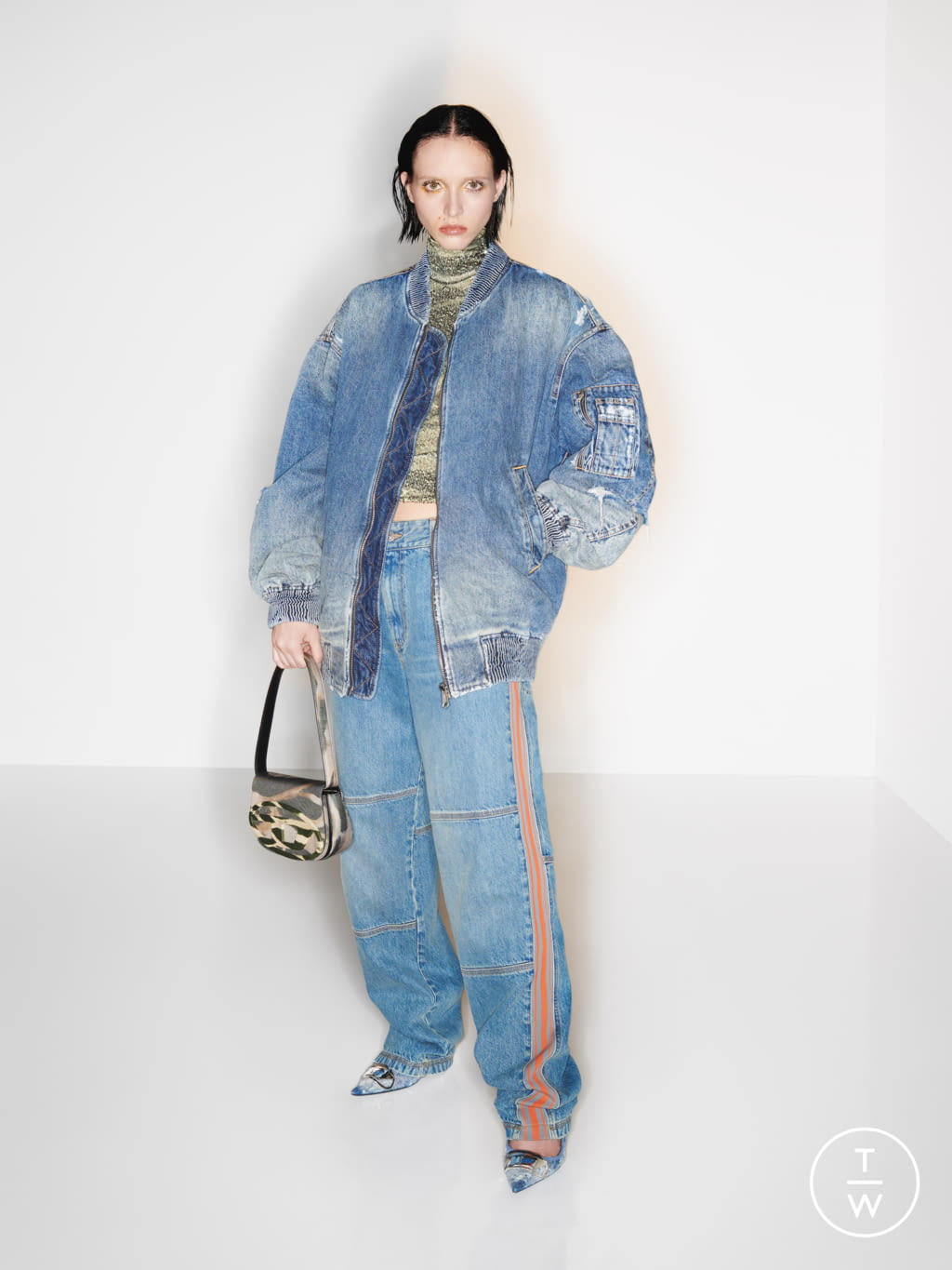 Fashion Week Milan Pre-Fall 2022 look 40 from the DIESEL collection womenswear