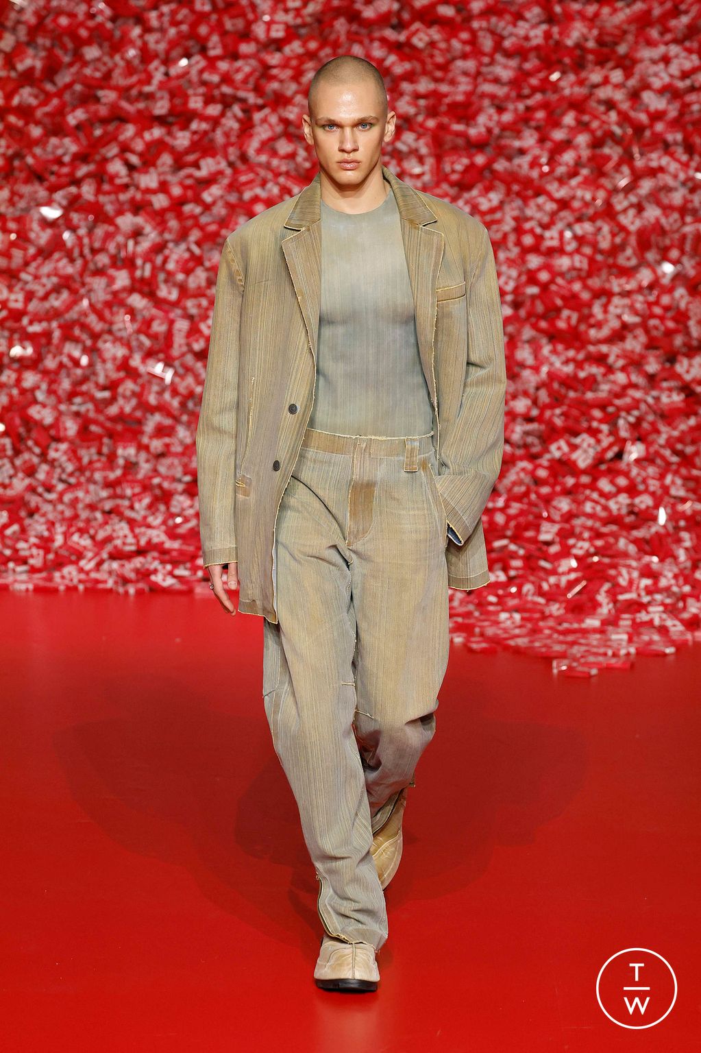 Fashion Week Milan Fall/Winter 2023 look 42 from the DIESEL collection 女装