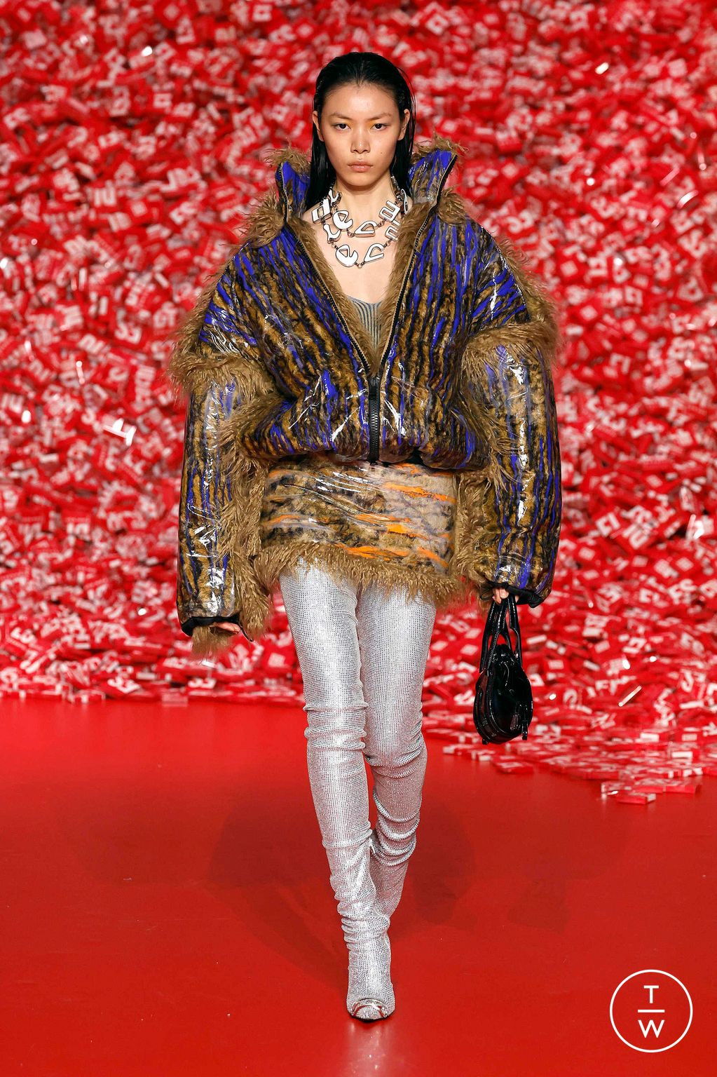 Fashion Week Milan Fall/Winter 2023 look 53 from the DIESEL collection 女装
