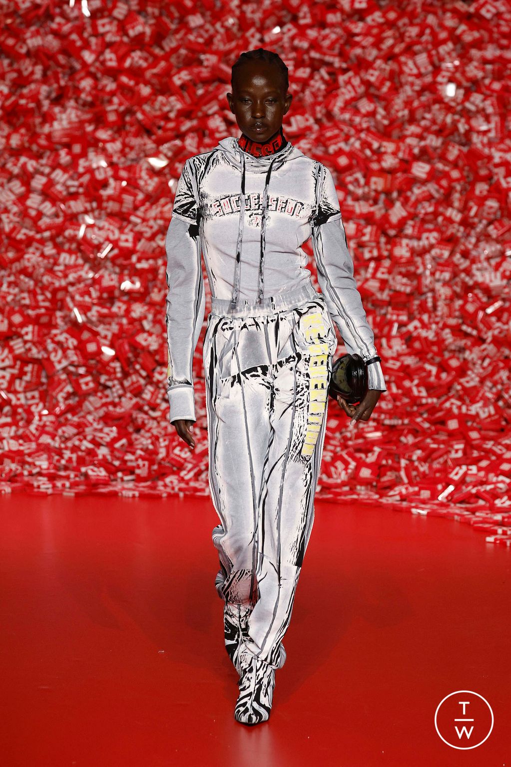 Fashion Week Milan Fall/Winter 2023 look 69 de la collection DIESEL womenswear