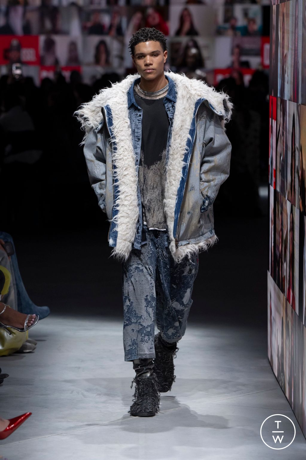 Fashion Week Milan Fall/Winter 2024 look 24 from the DIESEL collection 女装