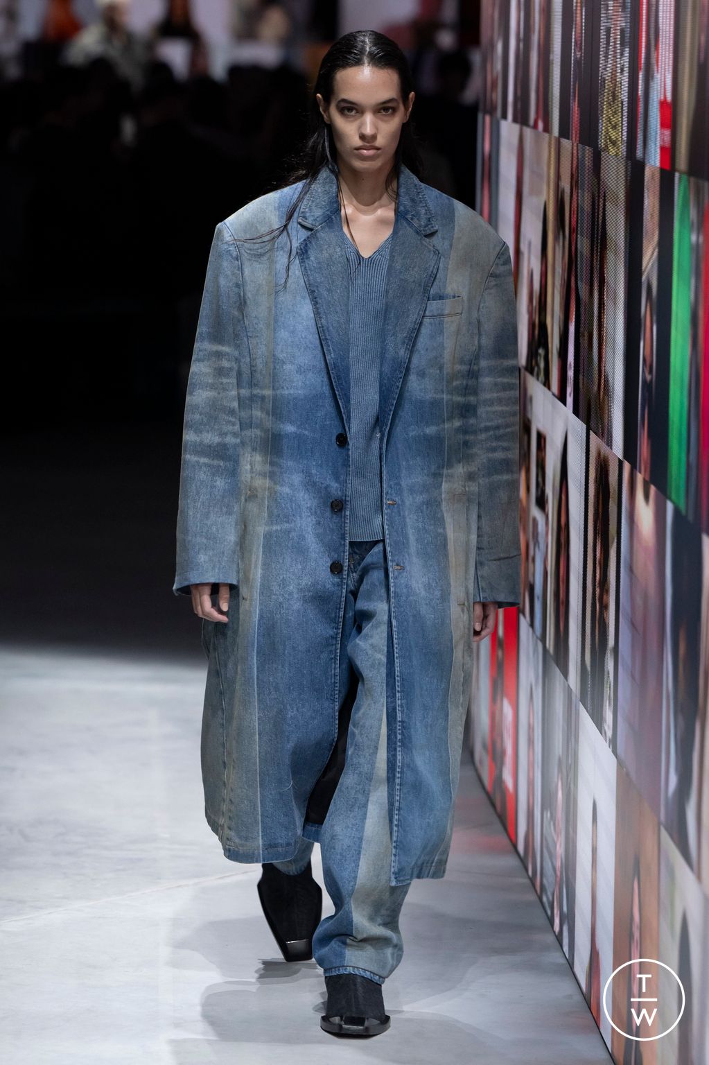 Fashion Week Milan Fall/Winter 2024 look 47 from the DIESEL collection womenswear