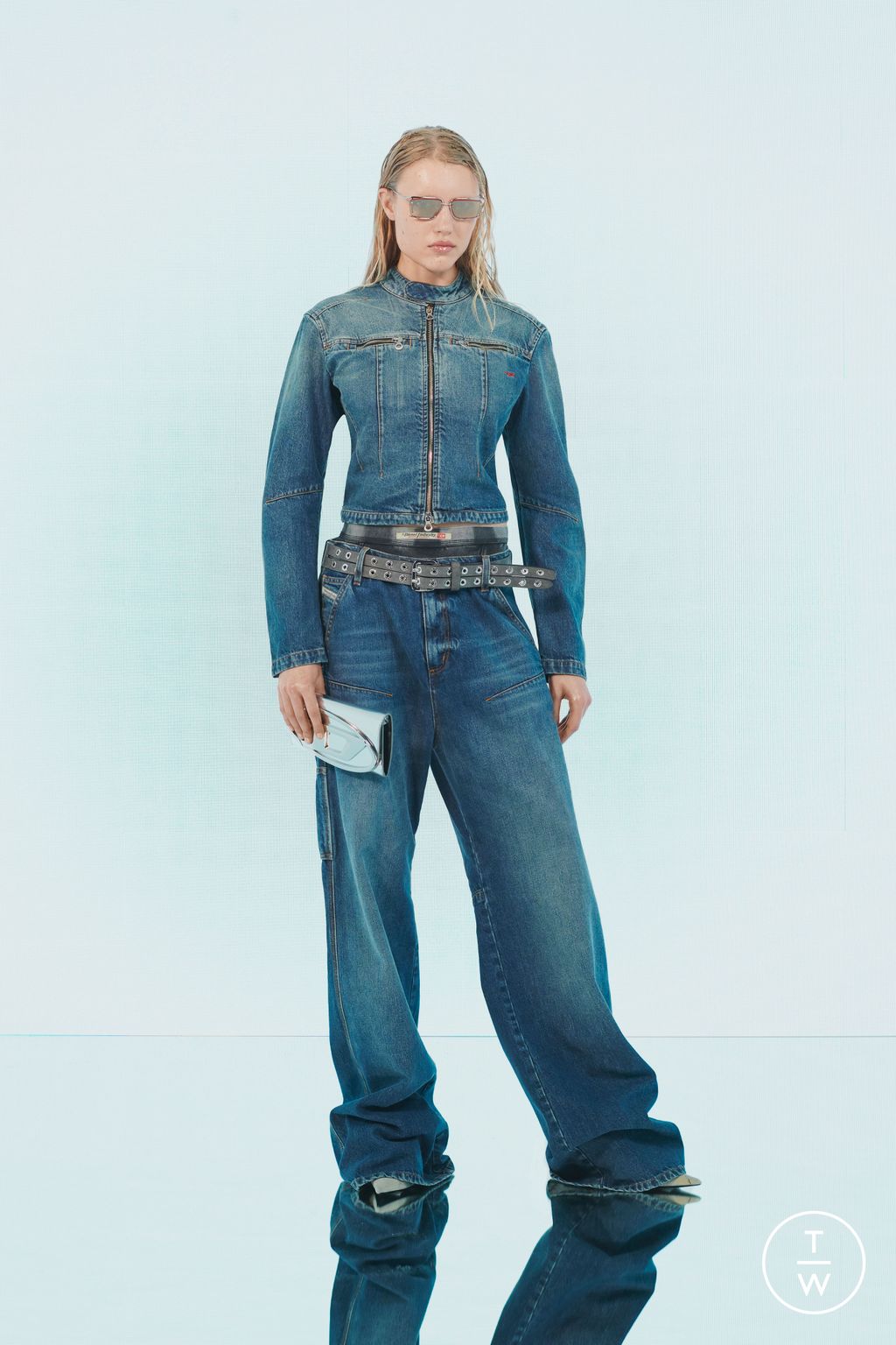 Fashion Week Milan Pre-Fall 2023 look 2 from the DIESEL collection 女装