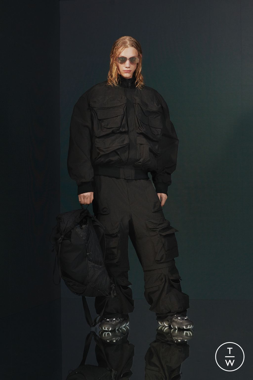 Fashion Week Milan Pre-Fall 2023 look 19 from the DIESEL collection 女装