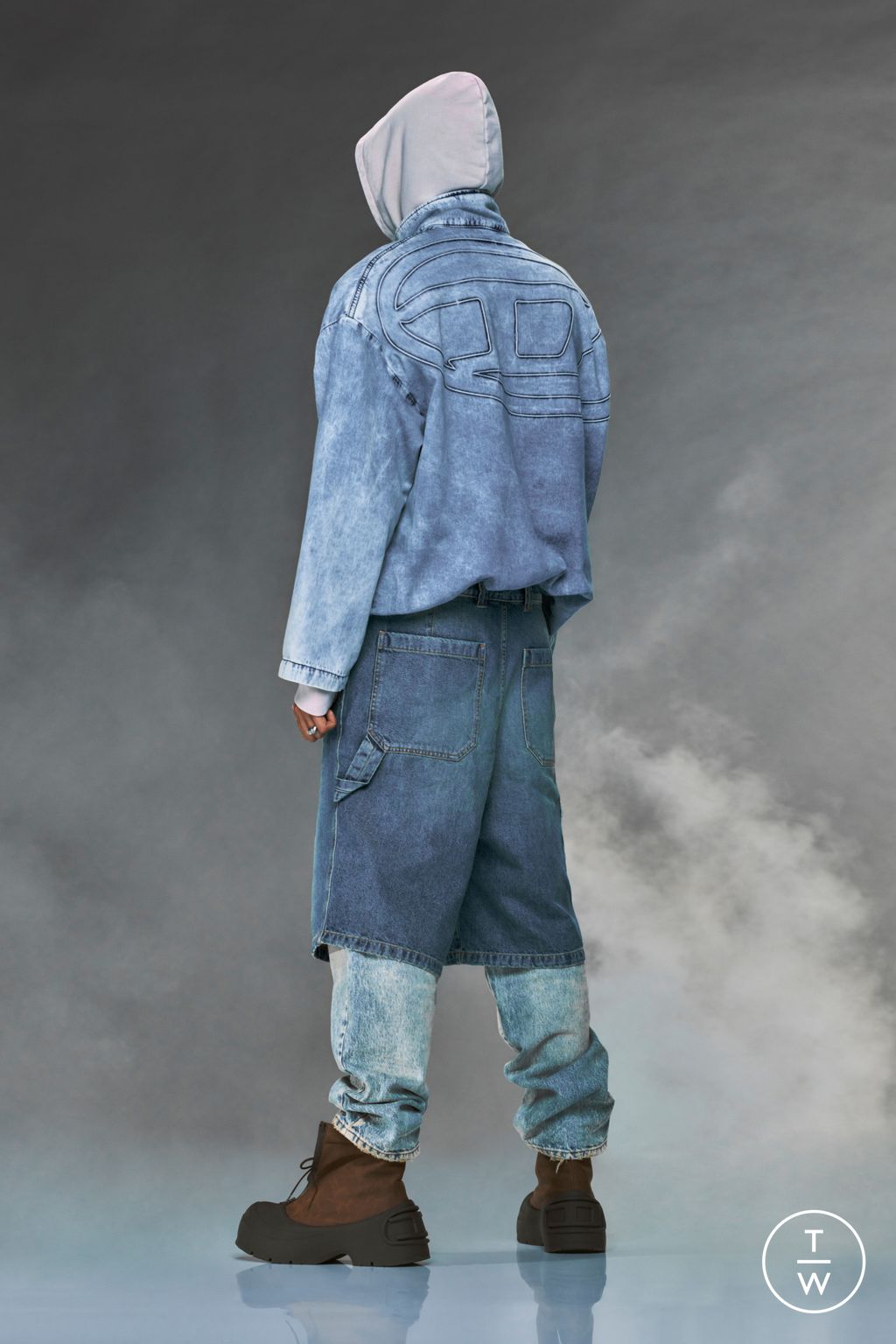 Fashion Week Milan Pre-Fall 2024 look 19 from the DIESEL collection 女装