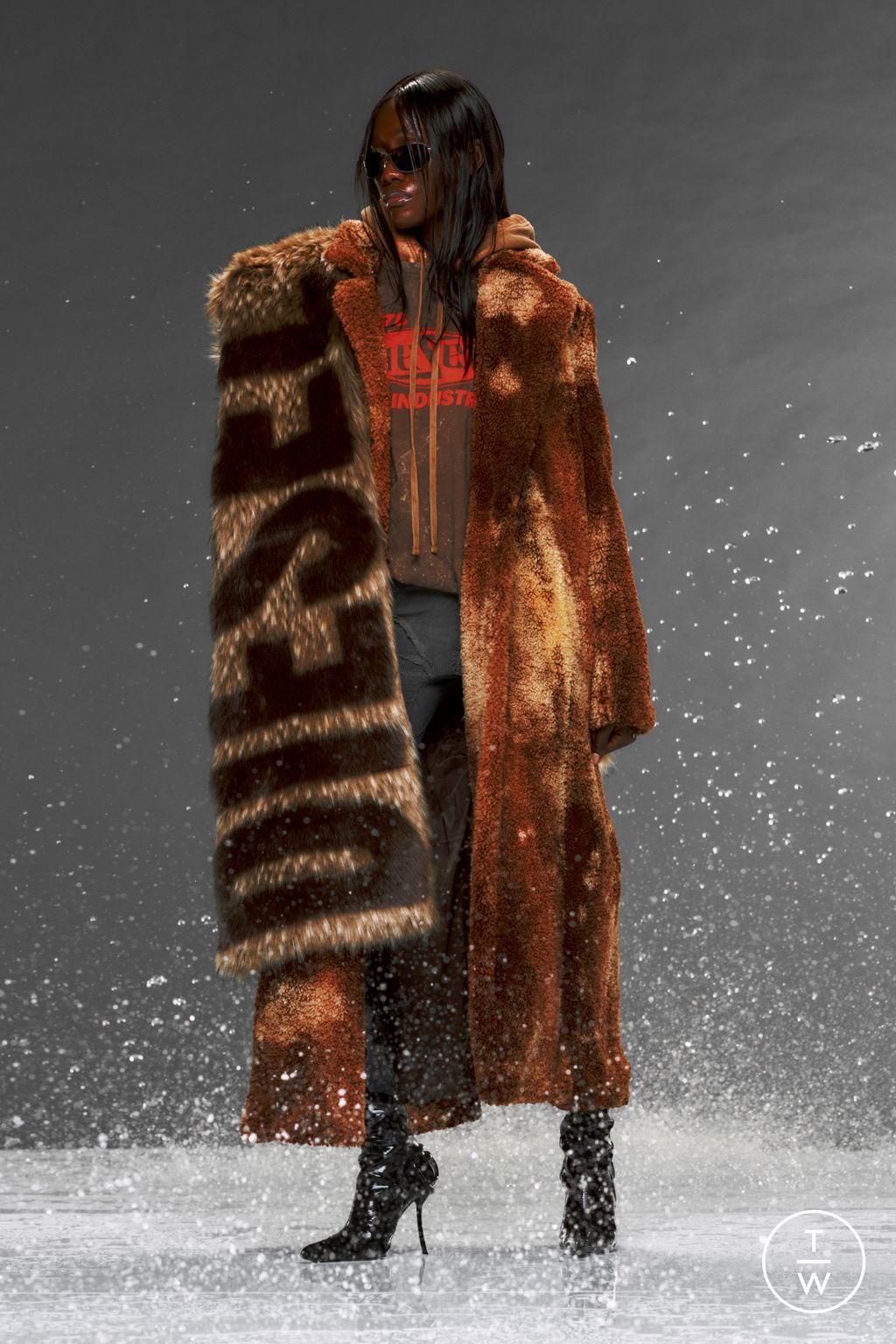 Fashion Week Milan Pre-Fall 2024 look 60 from the DIESEL collection womenswear
