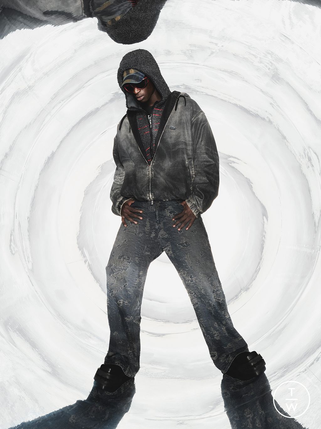 Fashion Week Milan Pre-Fall 2025 look 40 from the DIESEL collection womenswear