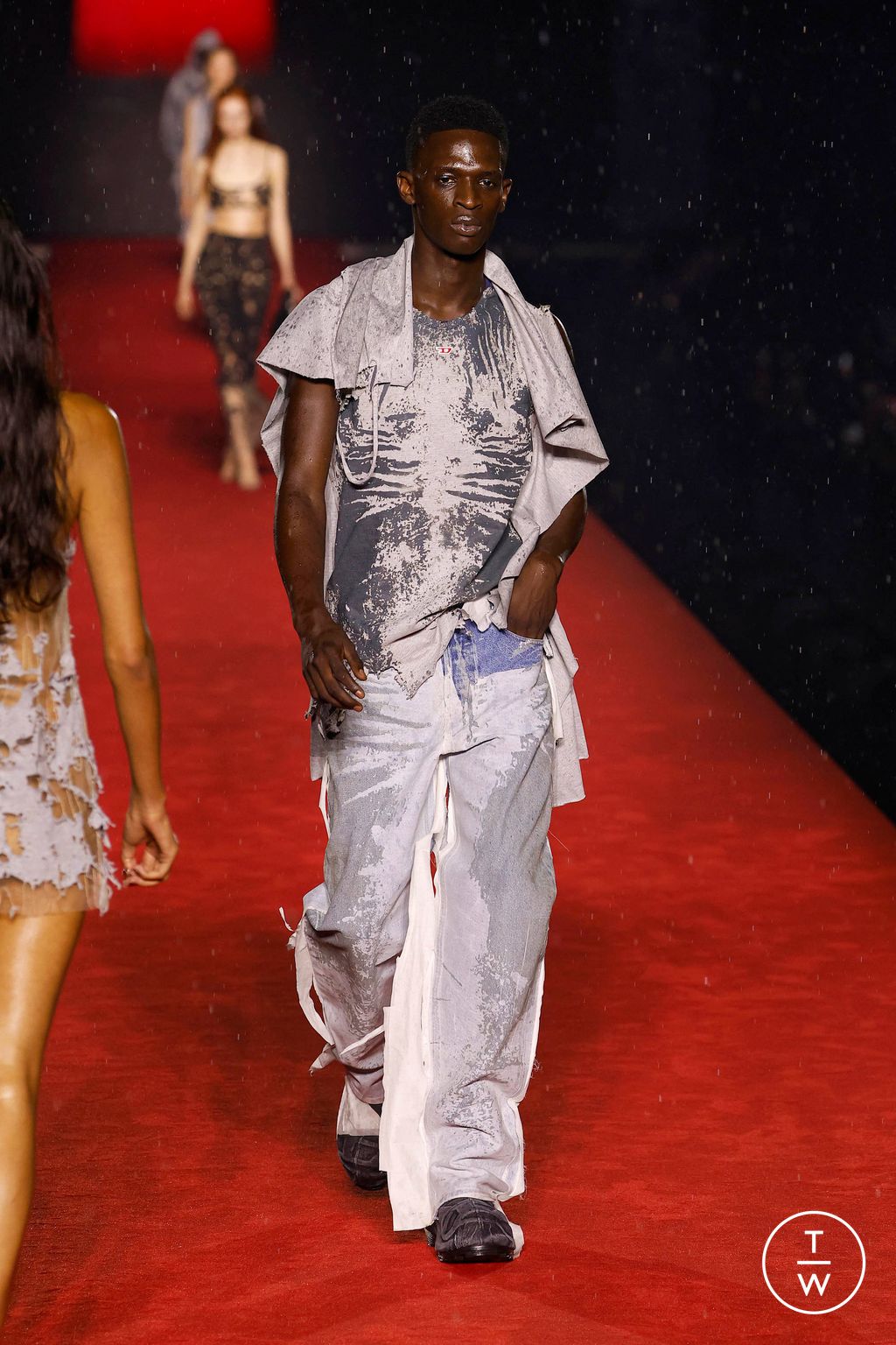 Fashion Week Milan Spring/Summer 2024 look 2 from the DIESEL collection 女装