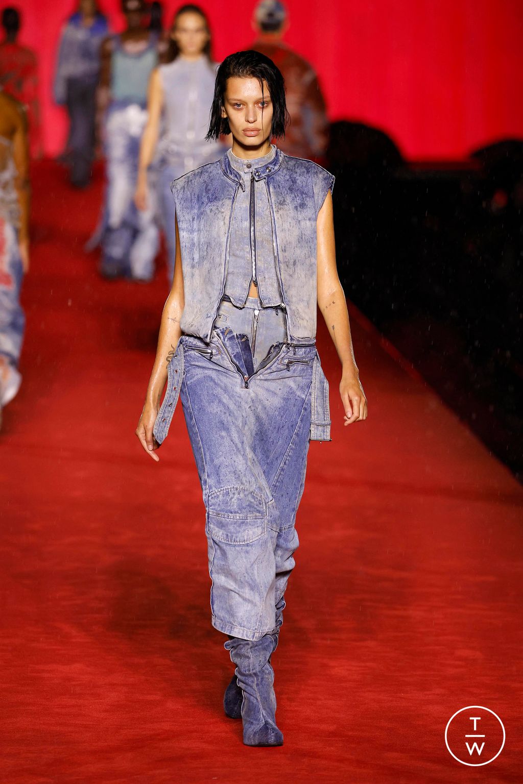 Fashion Week Milan Spring/Summer 2024 look 13 from the DIESEL collection 女装