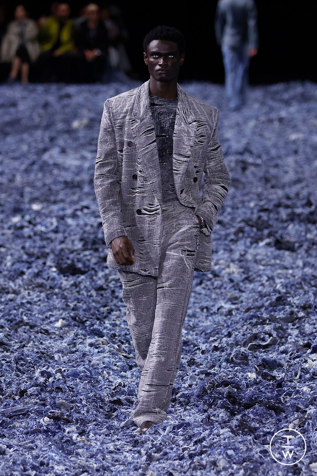 Fashion Week Milan Spring/Summer 2025 look 12 from the DIESEL collection 女装