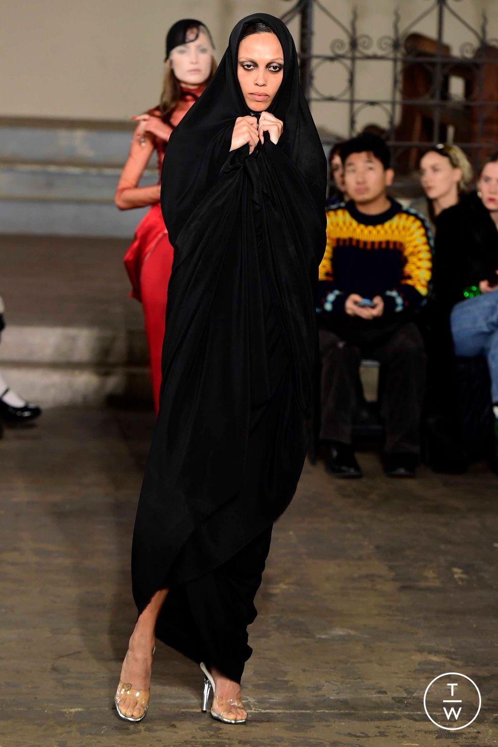 Fashion Week London Fall/Winter 2023 look 27 de la collection Dilara Findikoglu womenswear