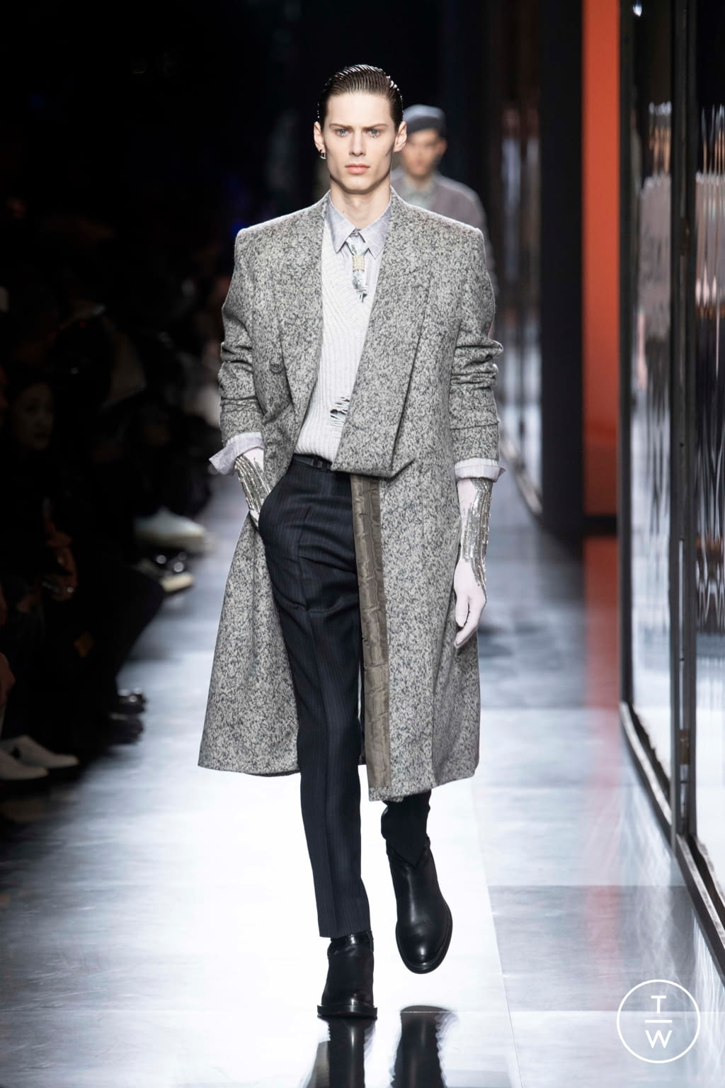 Fashion Week Paris Fall/Winter 2020 look 5 from the Dior Men collection 男装
