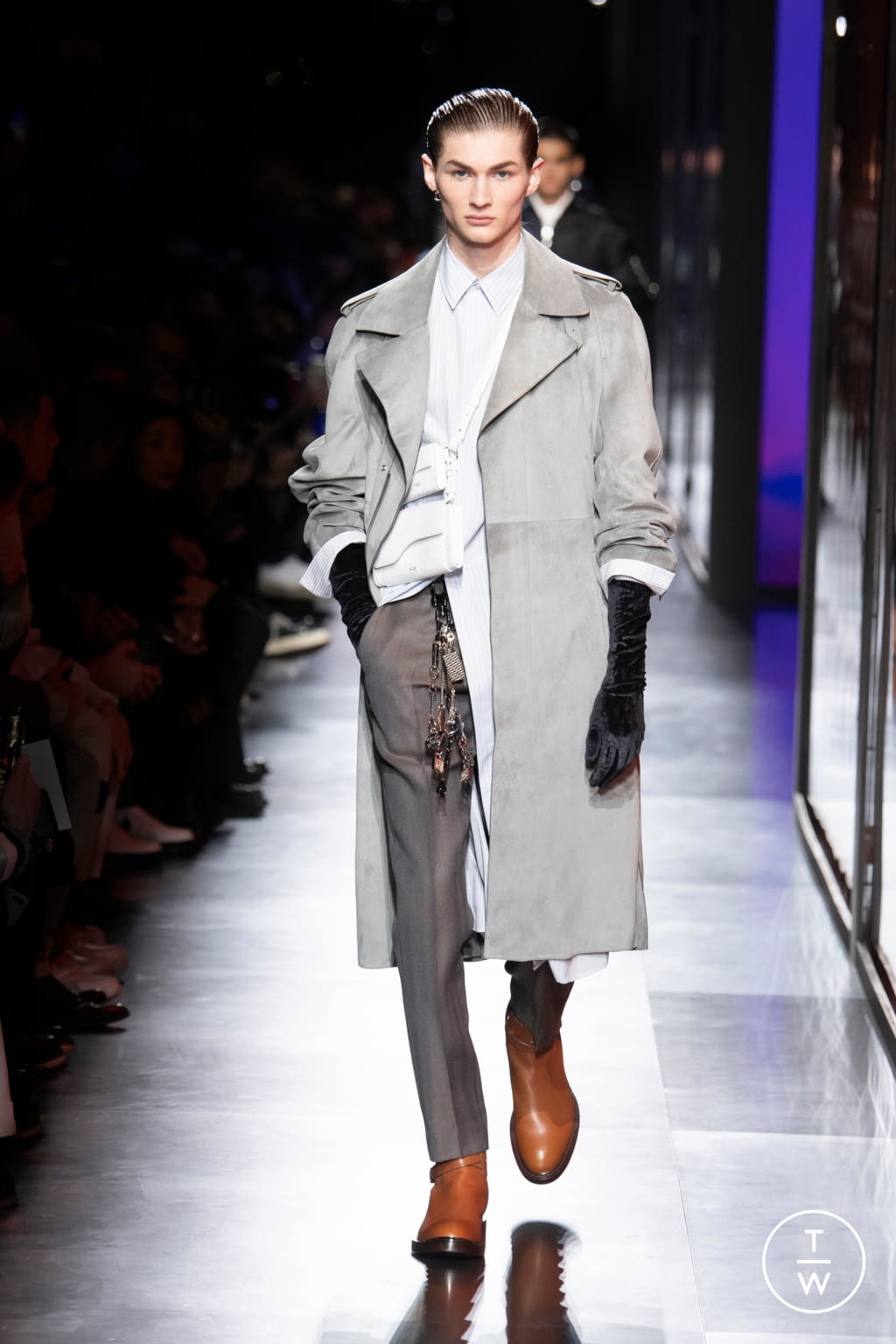 Fashion Week Paris Fall/Winter 2020 look 39 from the Dior Men collection menswear