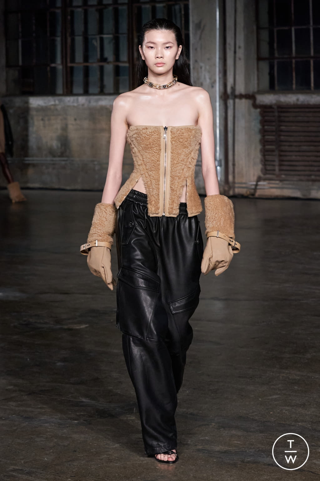 Fashion Week New York Fall/Winter 2022 look 3 de la collection Dion Lee womenswear