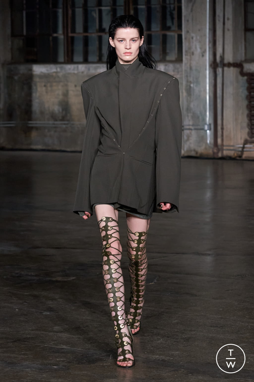 Fashion Week New York Fall/Winter 2022 look 36 from the Dion Lee collection 女装